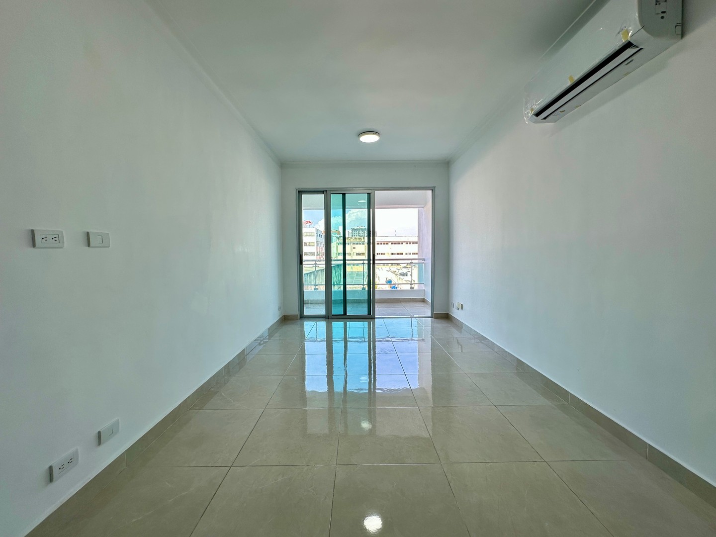 apartamentos - Apto en alquiler con linea blanca de 3 habitaciones, Bella Vista DN 2