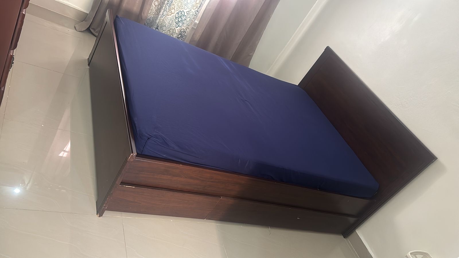 muebles y colchones - cama con cajones, colchón y cavetero 2