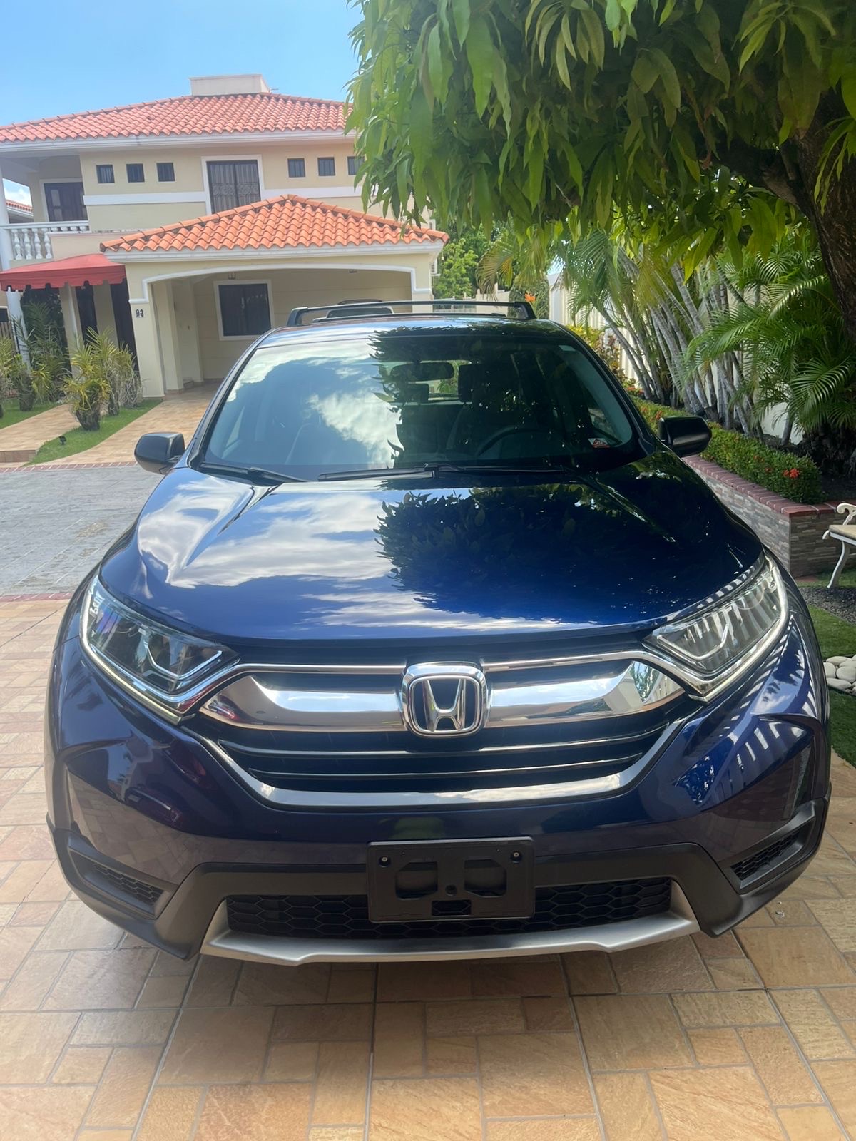 jeepetas y camionetas - Vendo CRV excelente condiciones 2019 42k millas 4x4 4