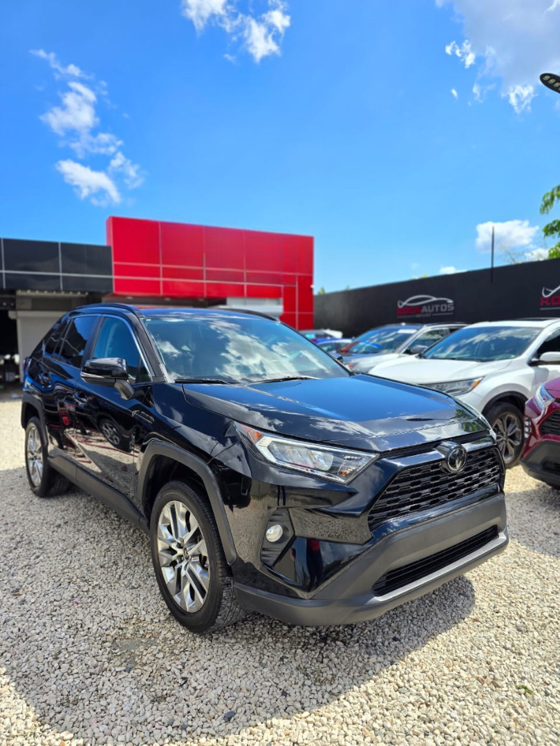 jeepetas y camionetas - TOYOTA RAV4 2020