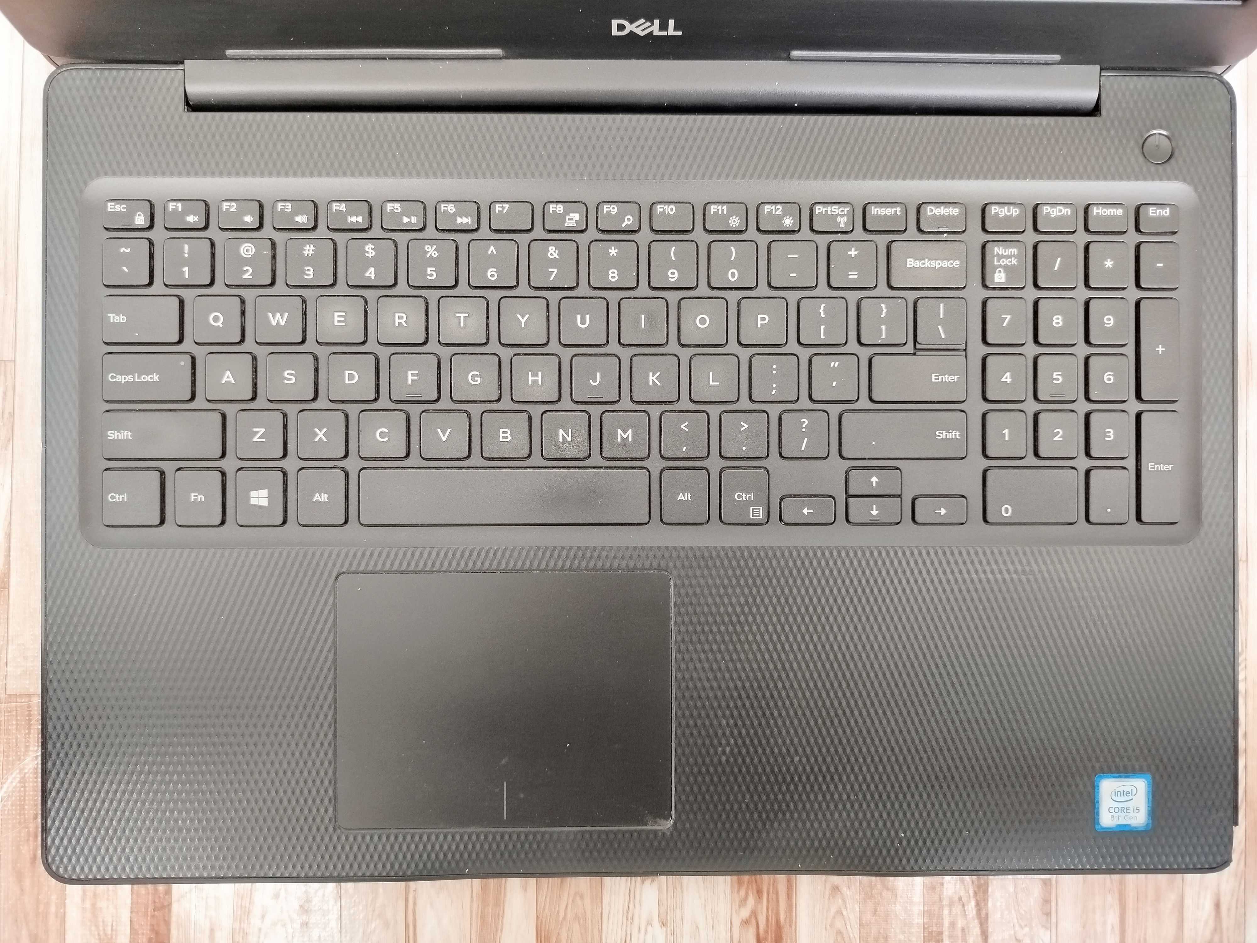 computadoras y laptops - DELL 15.6¨ 8RAM i5 8va 256 SSD TECLADO NUMERICO  2