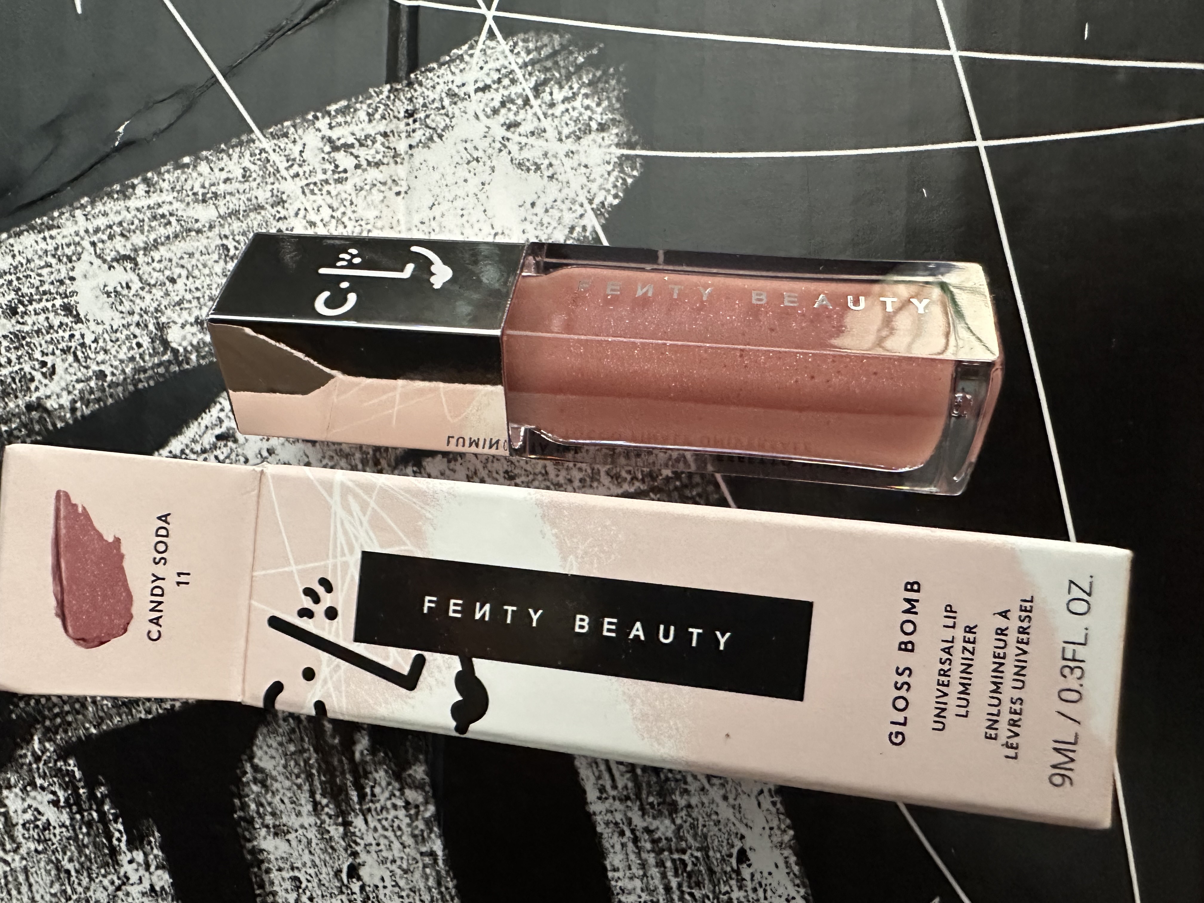 salud y belleza - Brilla con gloss original de Fenty Beauty 6
