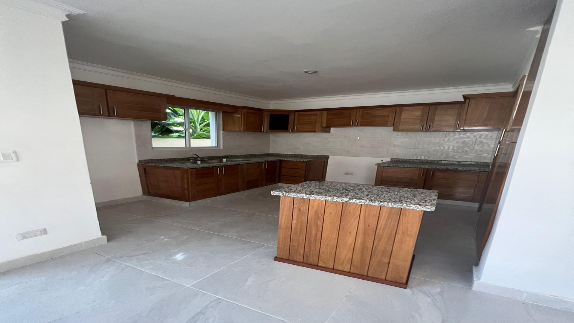 casas - Venta de casa en proyecto cerrado en la autopista de san Isidro prado oriental 4