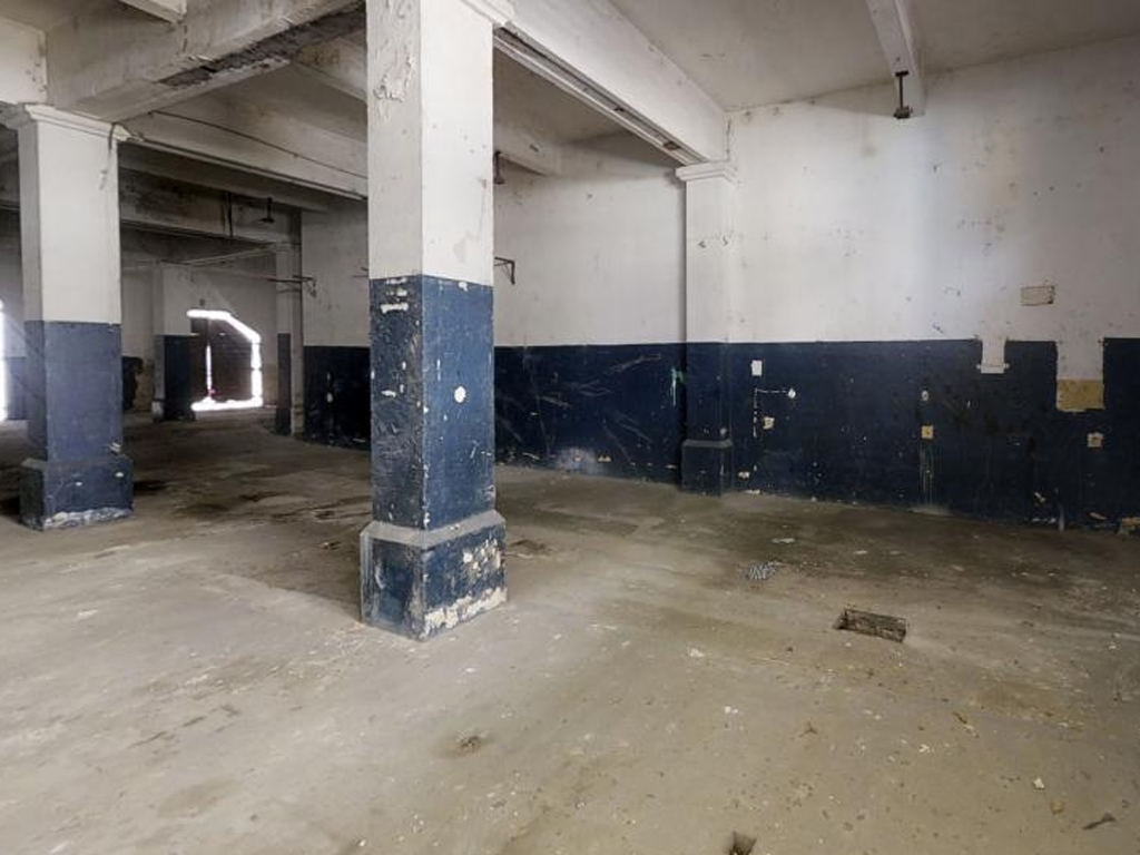 otros inmuebles - Edificio para Reformar en la Zona Colonial  3