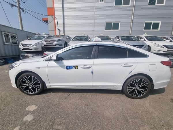 carros - HYUNDAI SONATA LF 2017 BLANCO-Automático 1