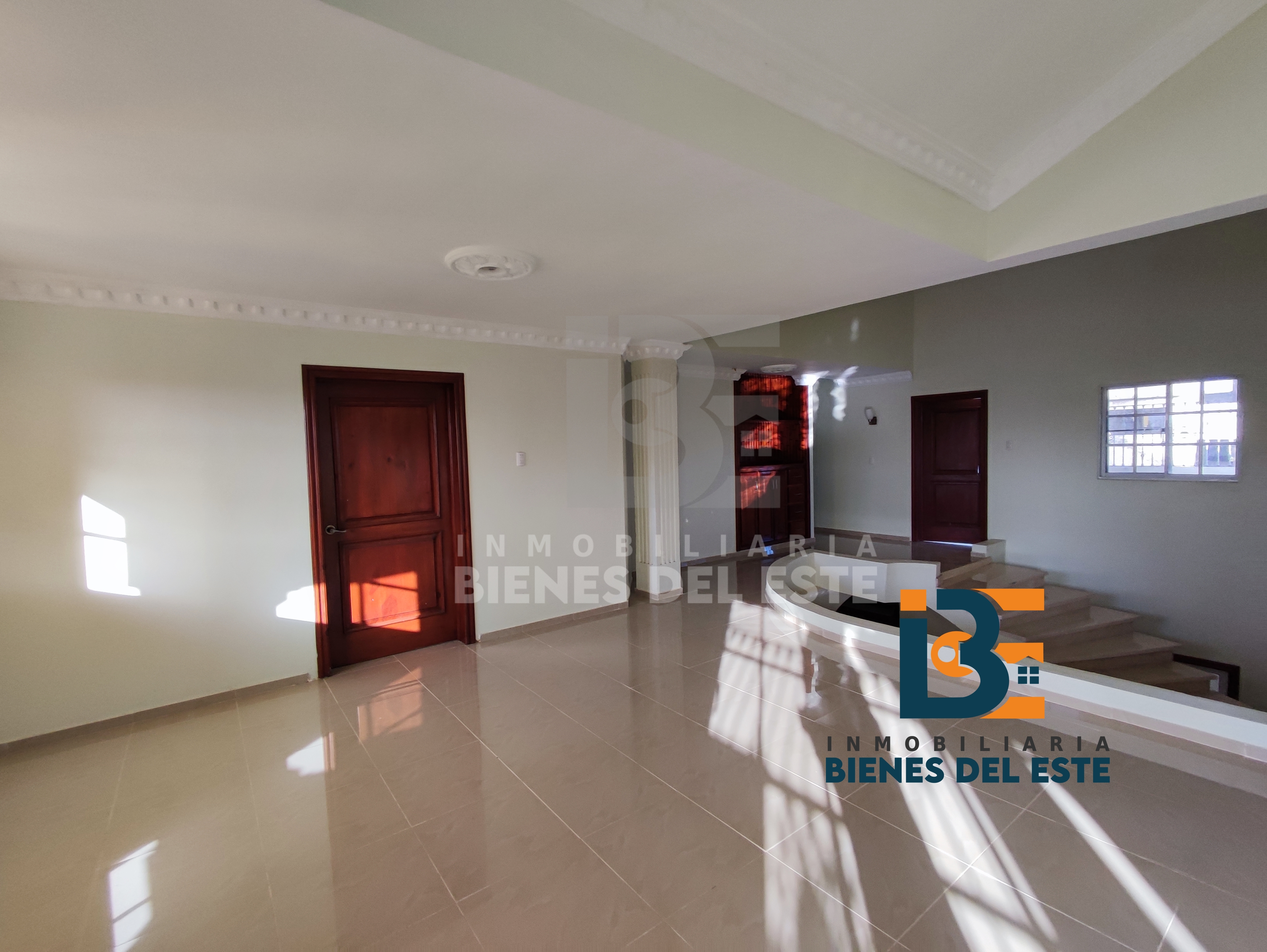 casas - 📍SE RENTA Amplia CASA Con CINCO Habitaciones. 5