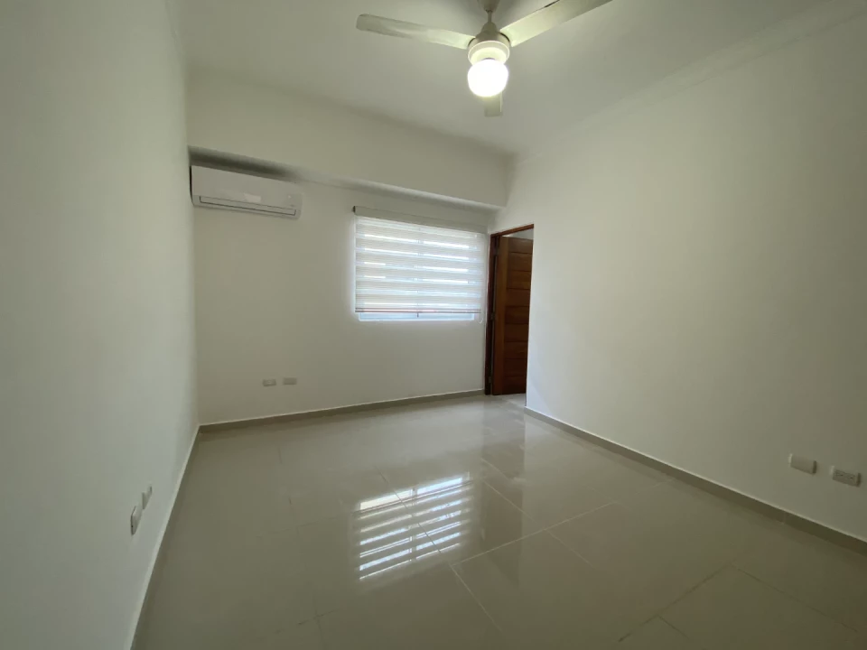 apartamentos - Apartamento en Alquiler Línea Blanca en EVARISTO M 7