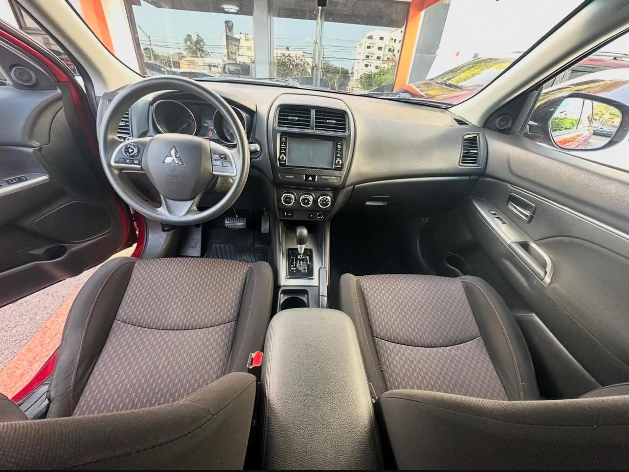 jeepetas y camionetas - Mitsubishi Outlander 2019 3