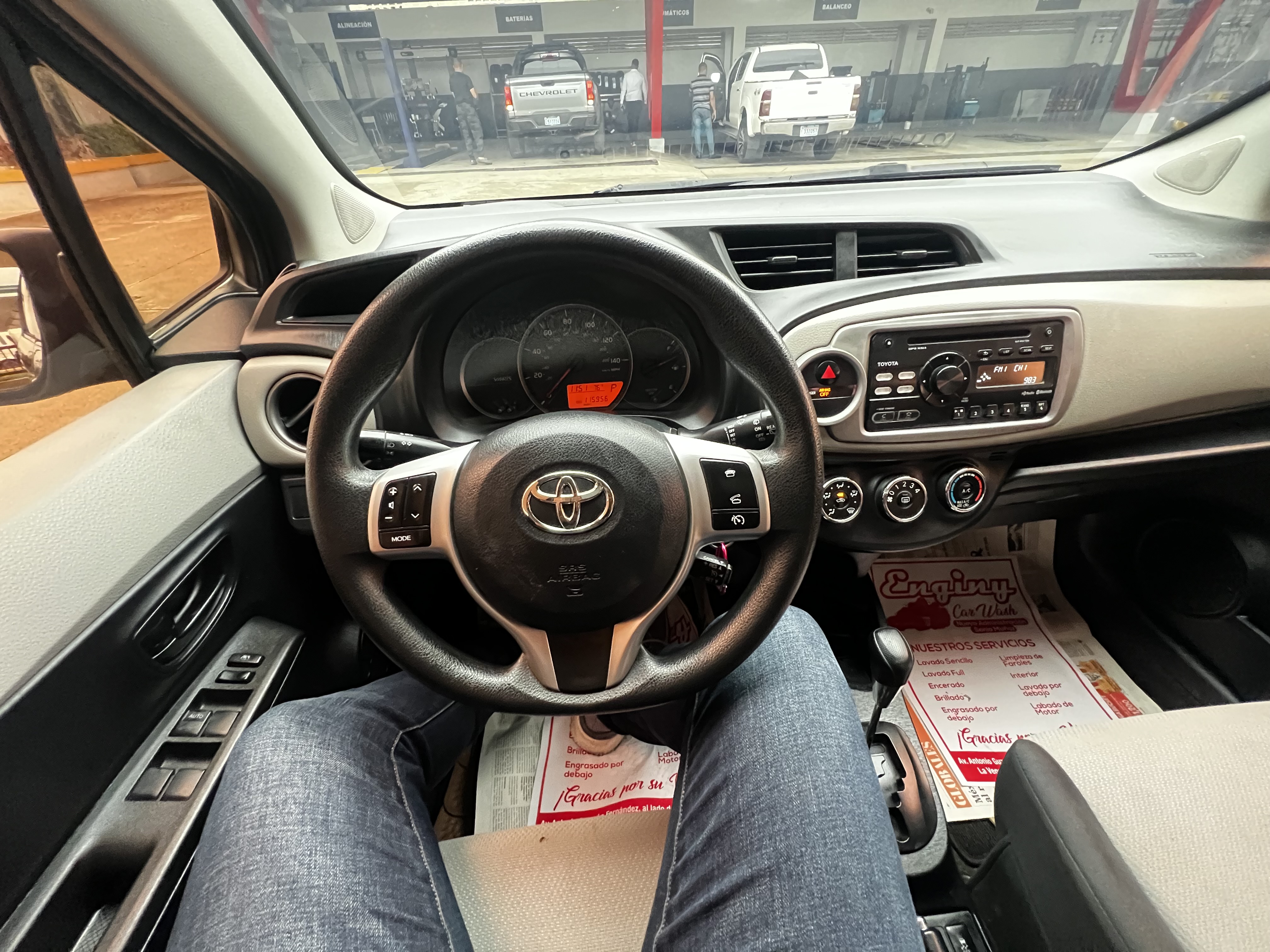 carros - Toyota Yaris 2013 Full Fit Vitz logo Civic Corolla 3