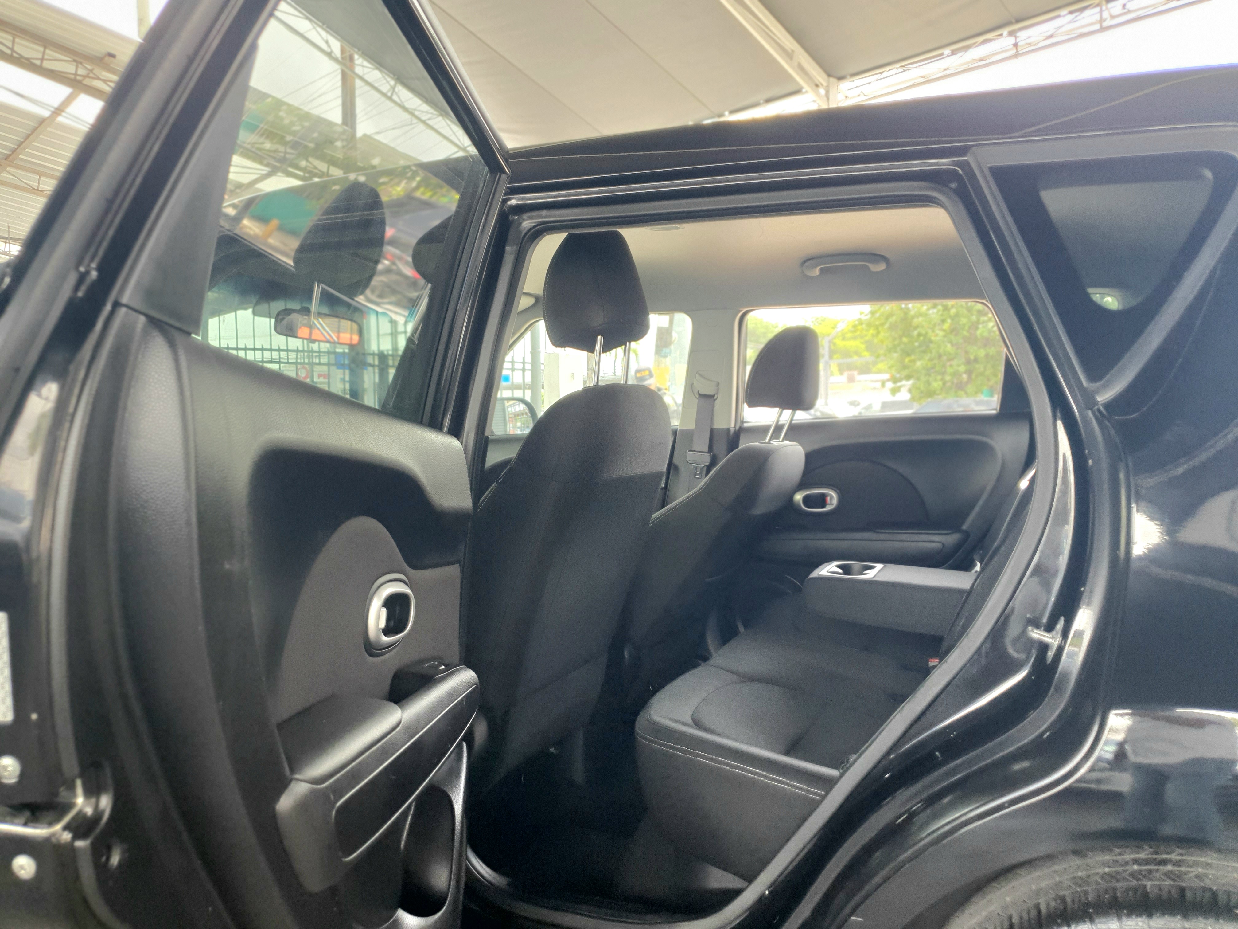 jeepetas y camionetas - KIA SOUL PLUS 2019 RECIEN IMPORTADA 7