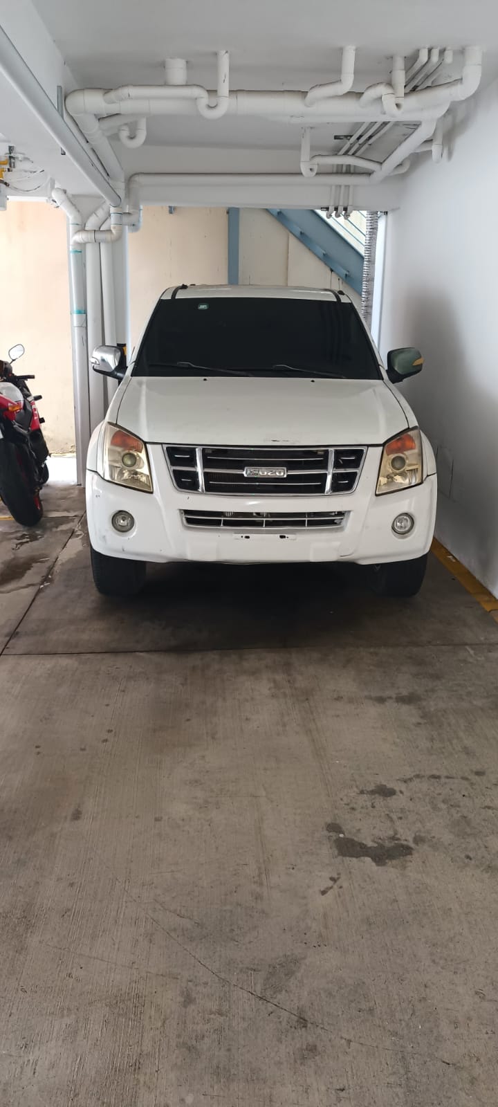 jeepetas y camionetas - Camioneta Isuzu DMAX 2007 5