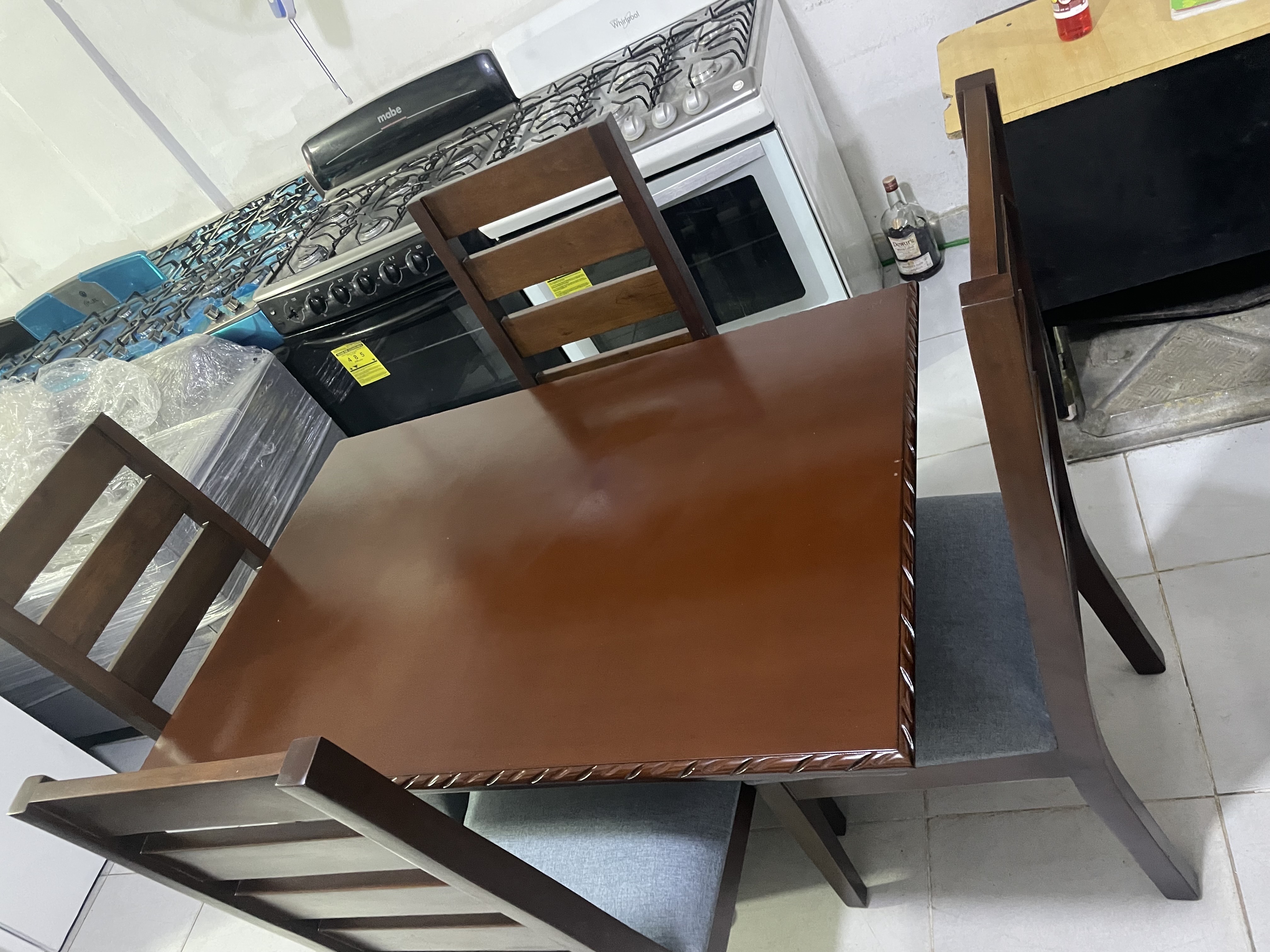 muebles y colchones - Juego de comedor 4 sillas elaborado en caoba Criollas con garantías 2