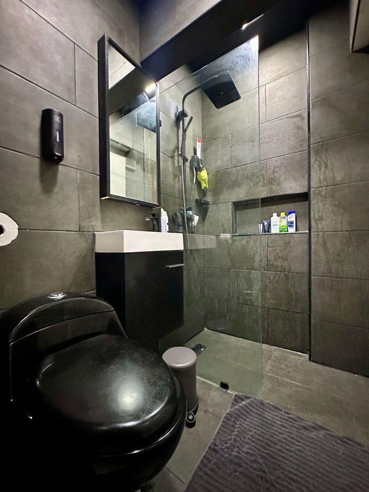 apartamentos - Vendo Apartamento en el Millón 8