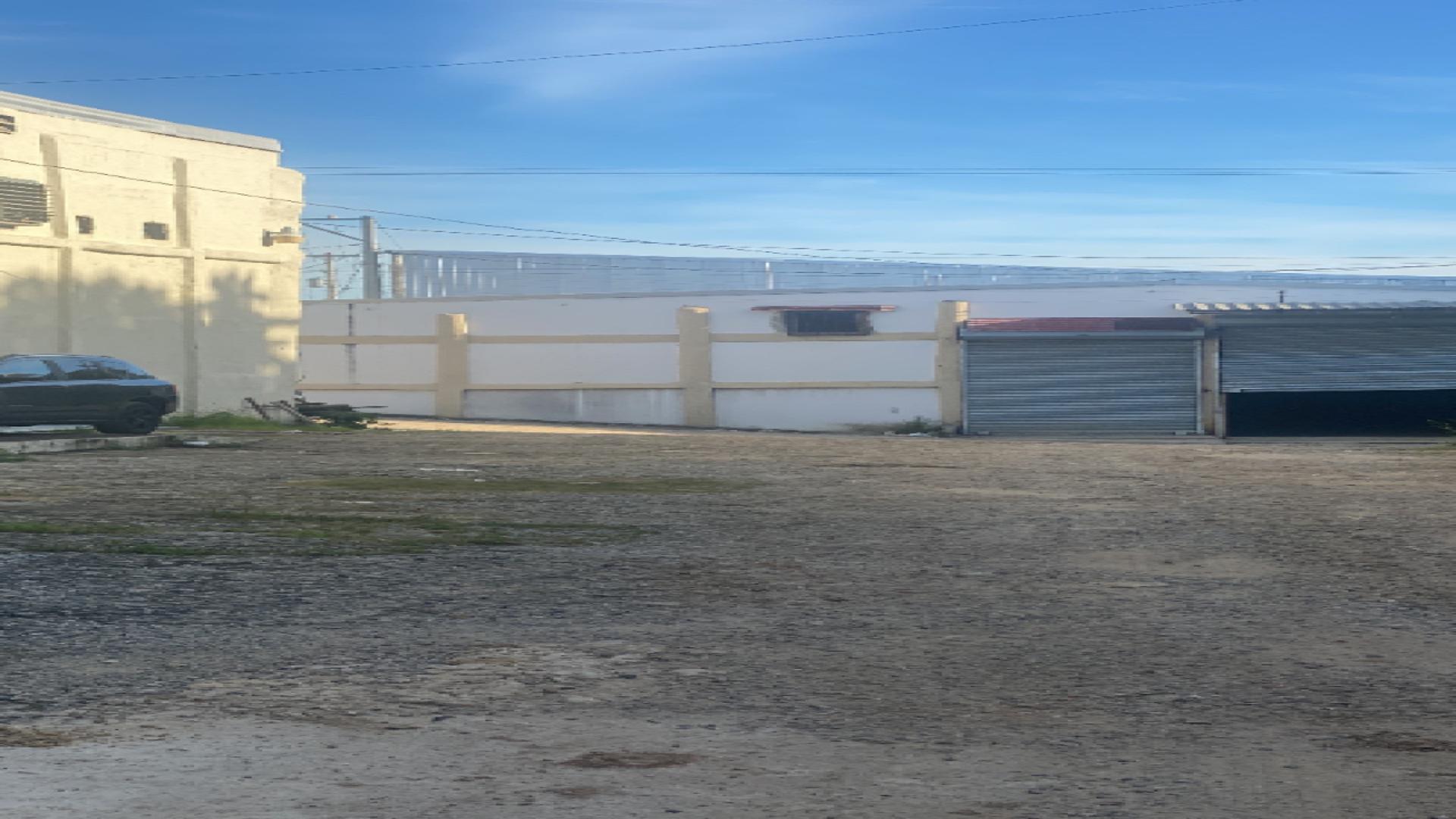 otros inmuebles - Nave Industrial en LOS GIRASOLES II SANTO DOMINGO DE GUZMÁN 0