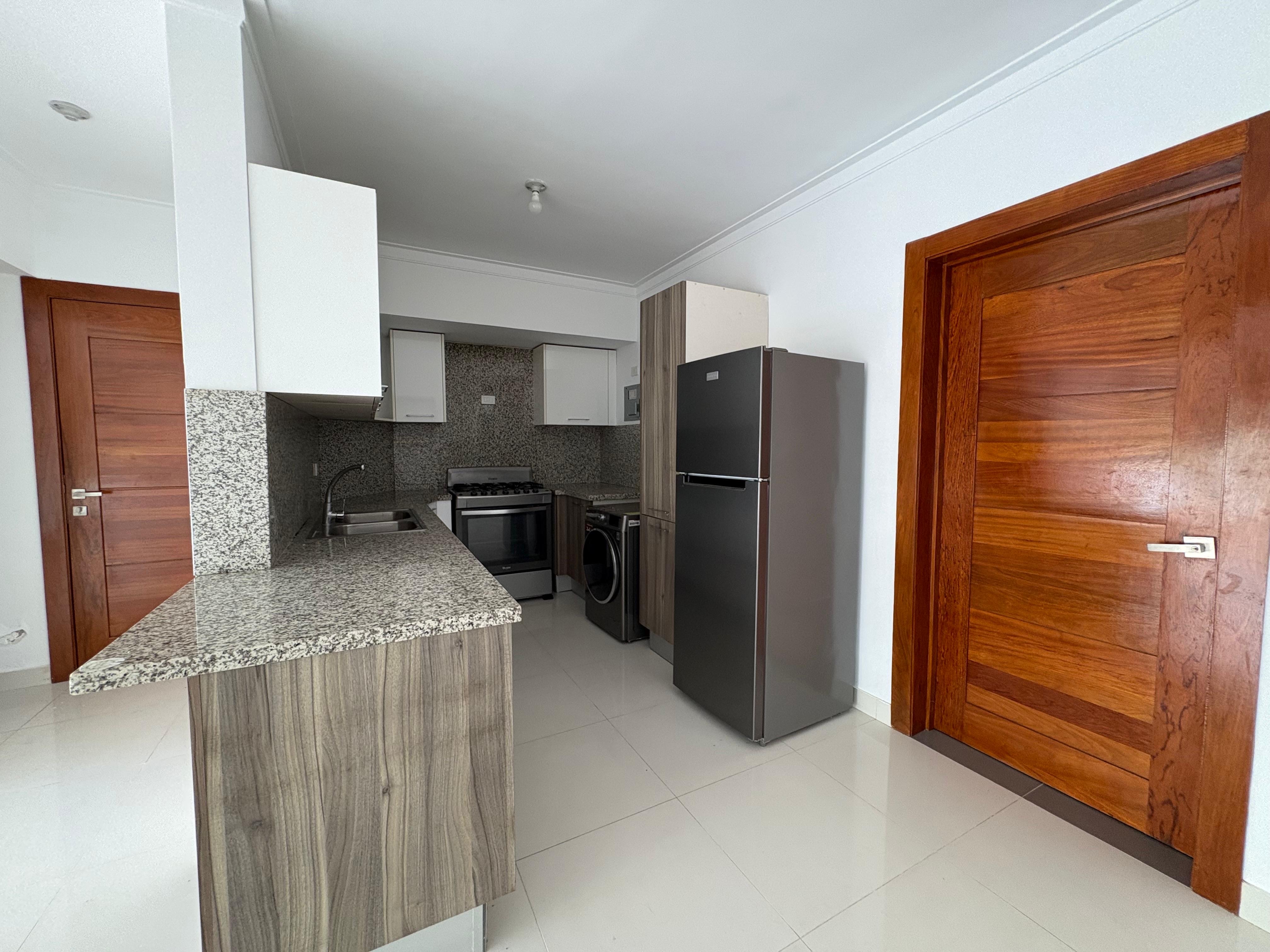 apartamentos - Apartamento con terraza en alquiler ubicado en Bella Vista  1