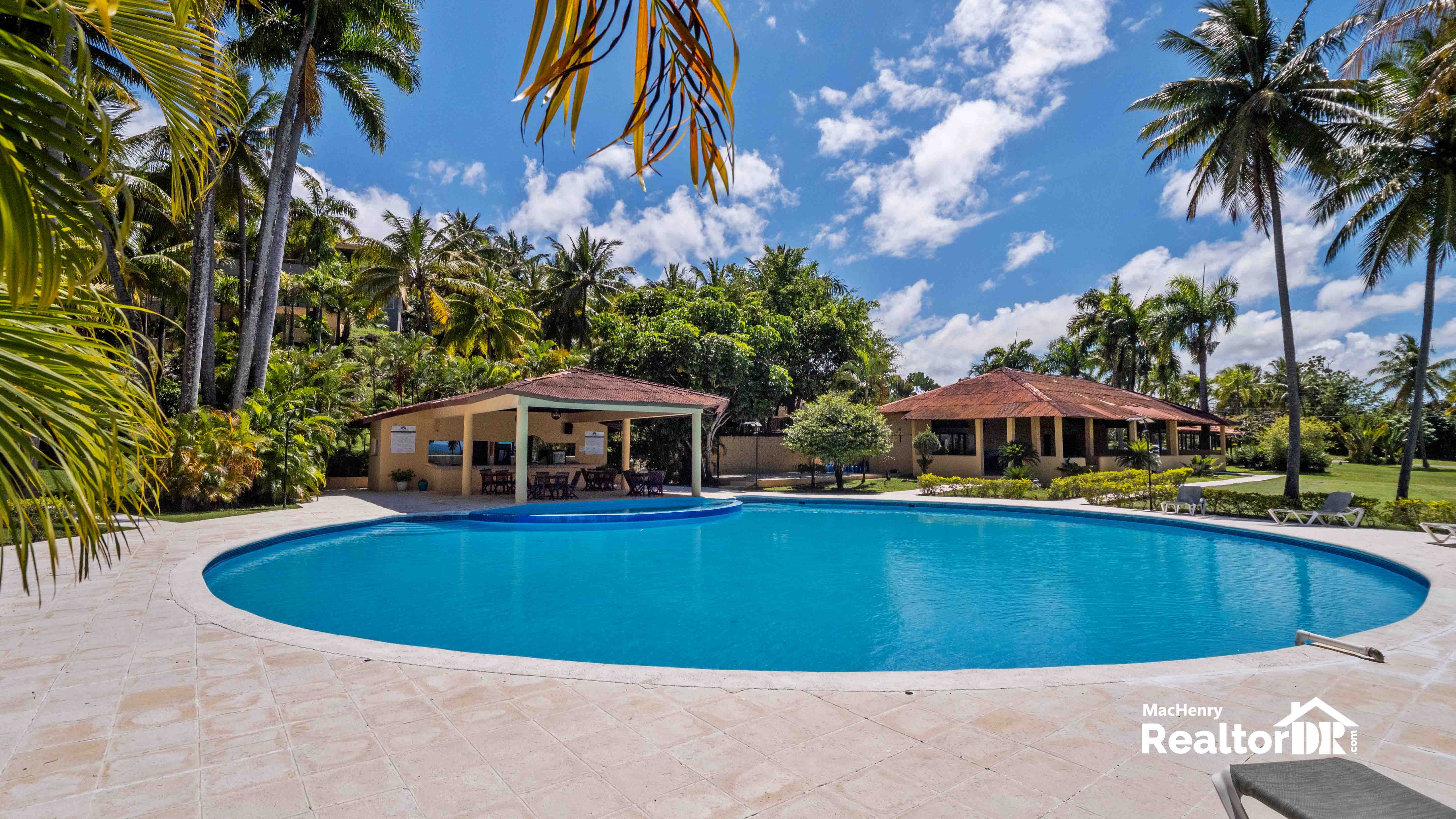apartamentos - US$243K Cerca de Playa Dorada 3Hab y 3Banos 7