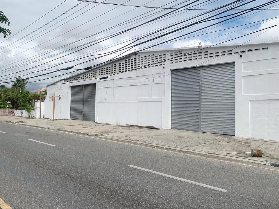 oficinas y locales comerciales - Nave en el mirador sur 1