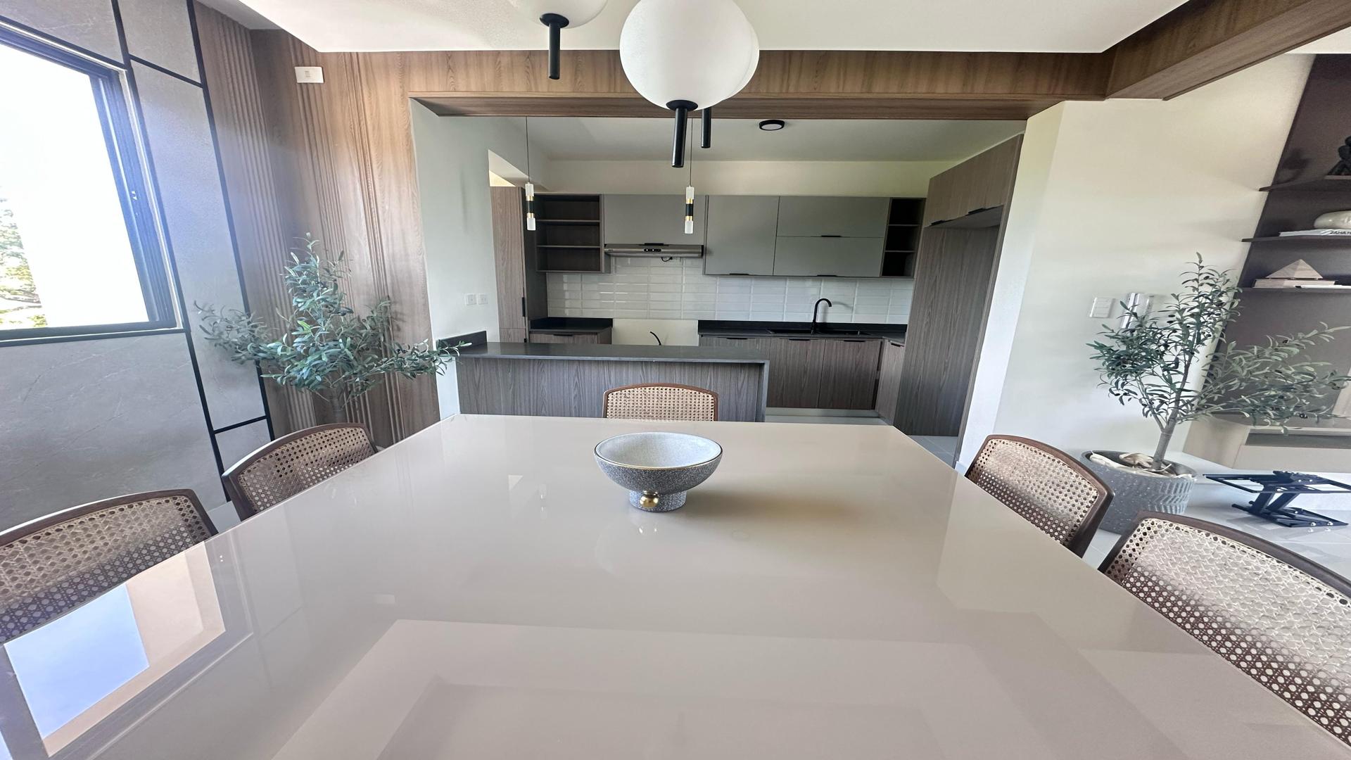 apartamentos - Apartamento de Venta-Torre con Piscina, en la Entrada de Santiago. 5