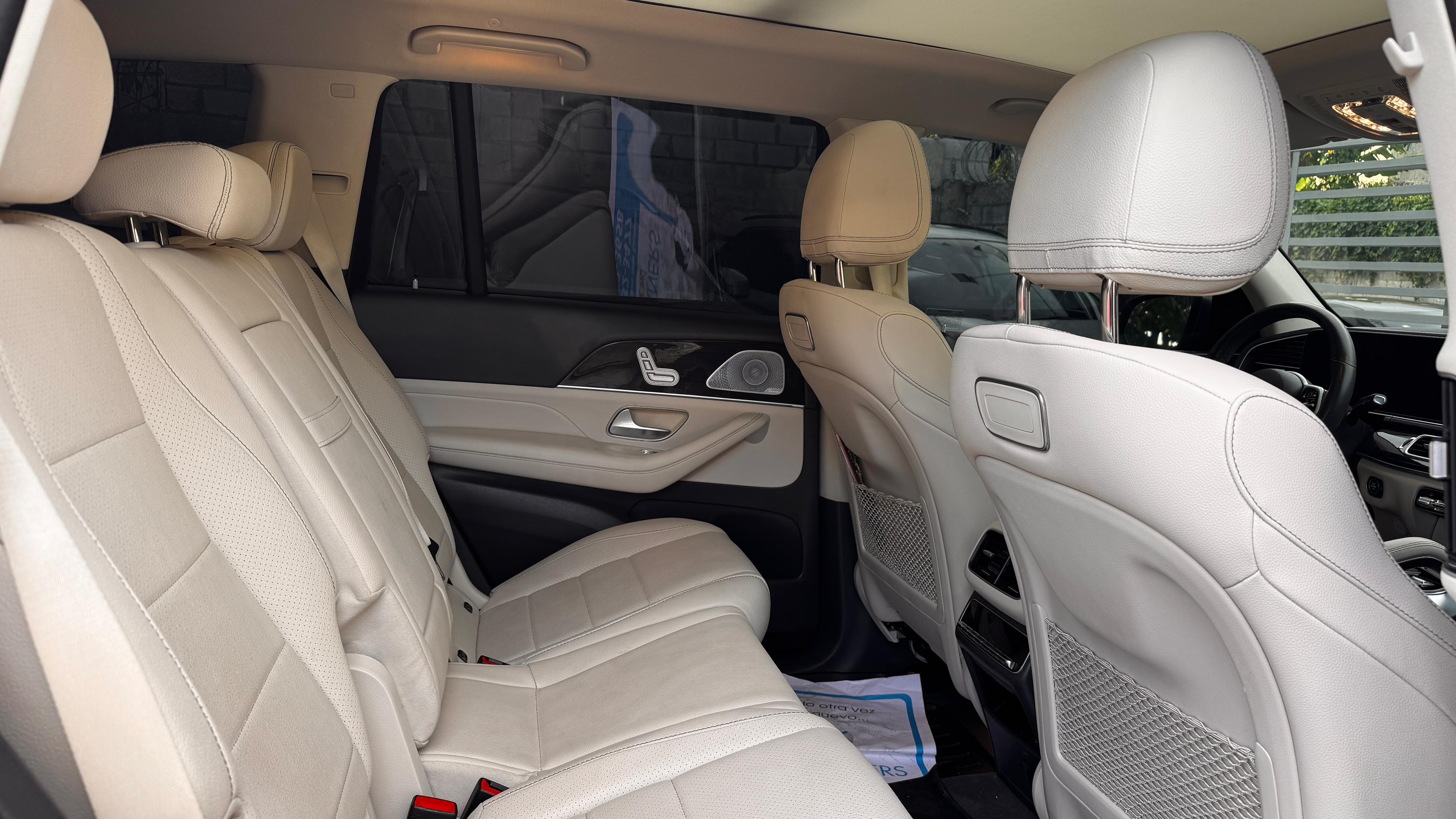 jeepetas y camionetas - 2020 MERCEDES BENZ GLS 450 Clean Carfax 4