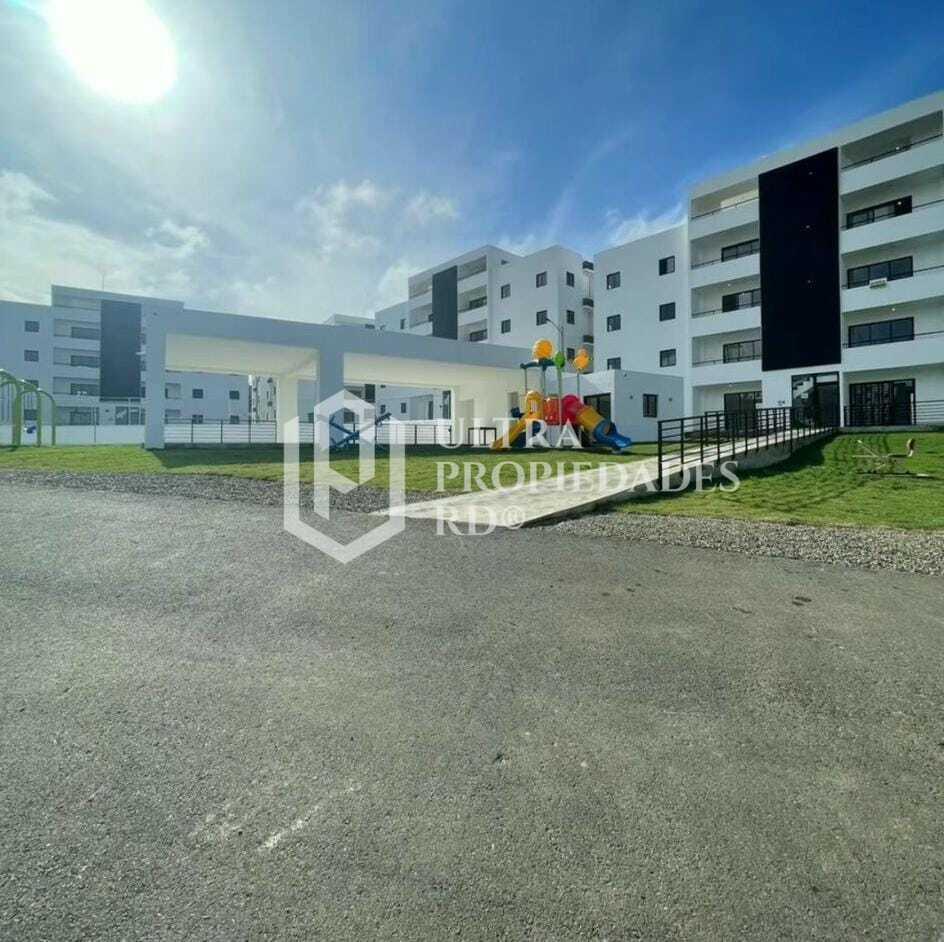 apartamentos - APARTAMENTO EN VENTA PRIMER NIVEL CON PATIO, SANTIAGO.
