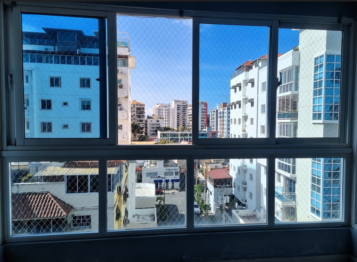 apartamentos - Apartamento en Venta Bella Vista Santo Domingo R. D. de fácil acceso 4