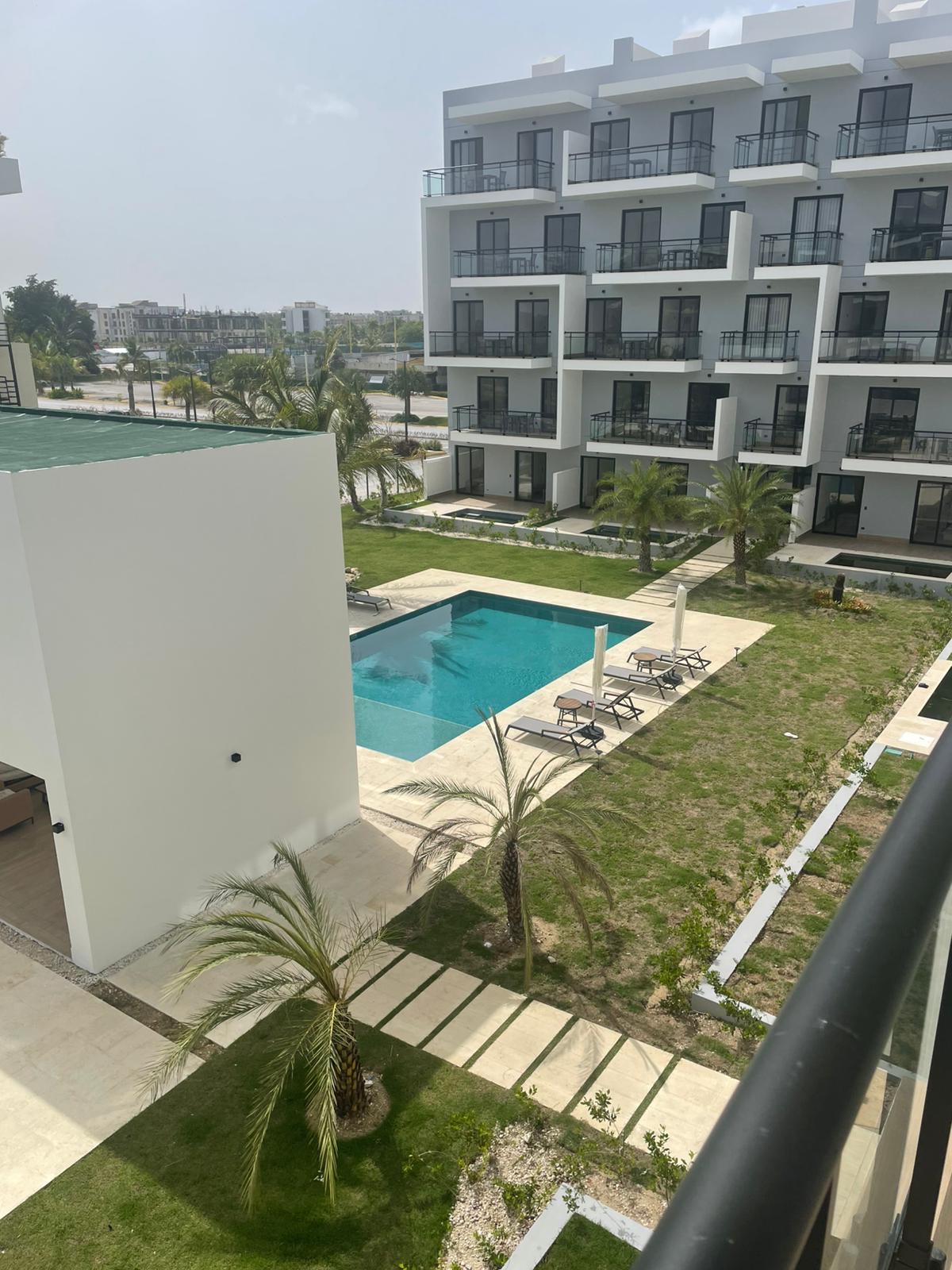 apartamentos - Adquiere en DOWTOWN PUNTA CANA ESTE APARTAMENTO  5