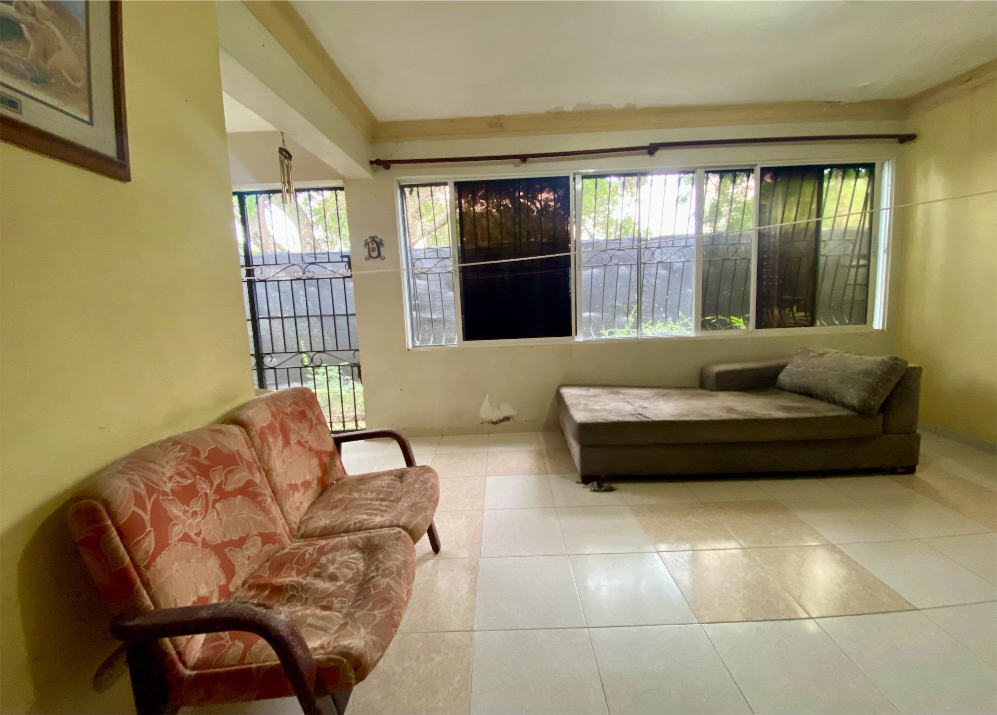 casas - Amplia casa de venta en Gurabo  5