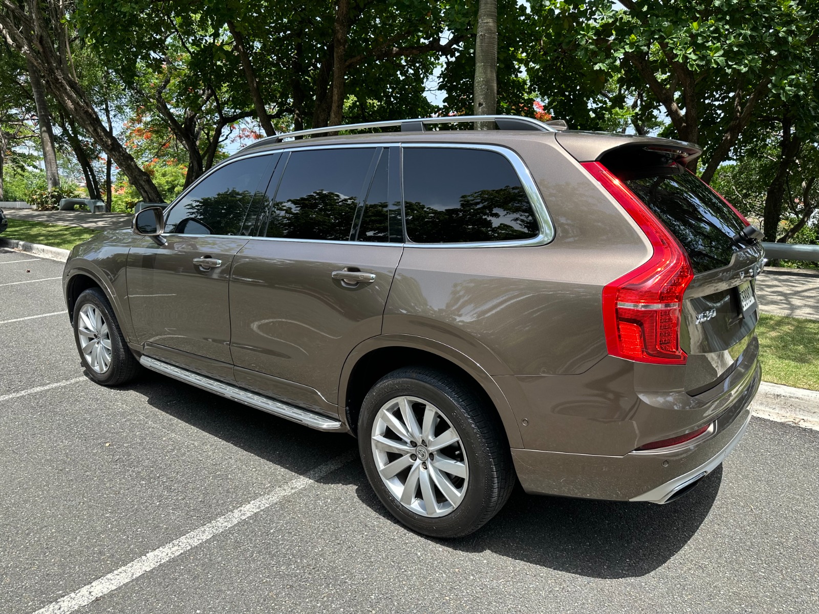 jeepetas y camionetas - VOLVO XC90 2016 MOMENTUM T6 4