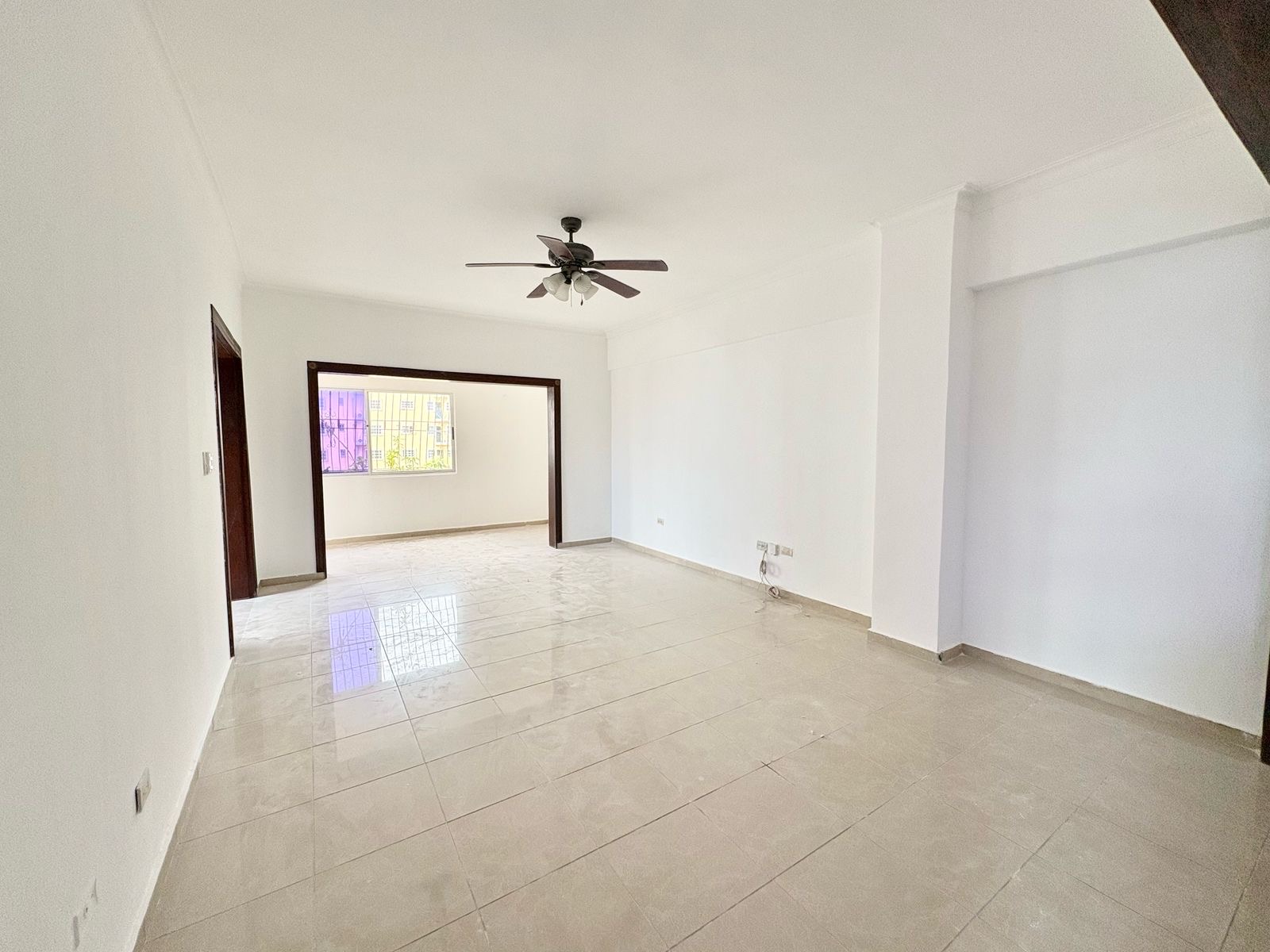 apartamentos - Amplio apartamento en Evaristo Morales de 3 habitaciones  1
