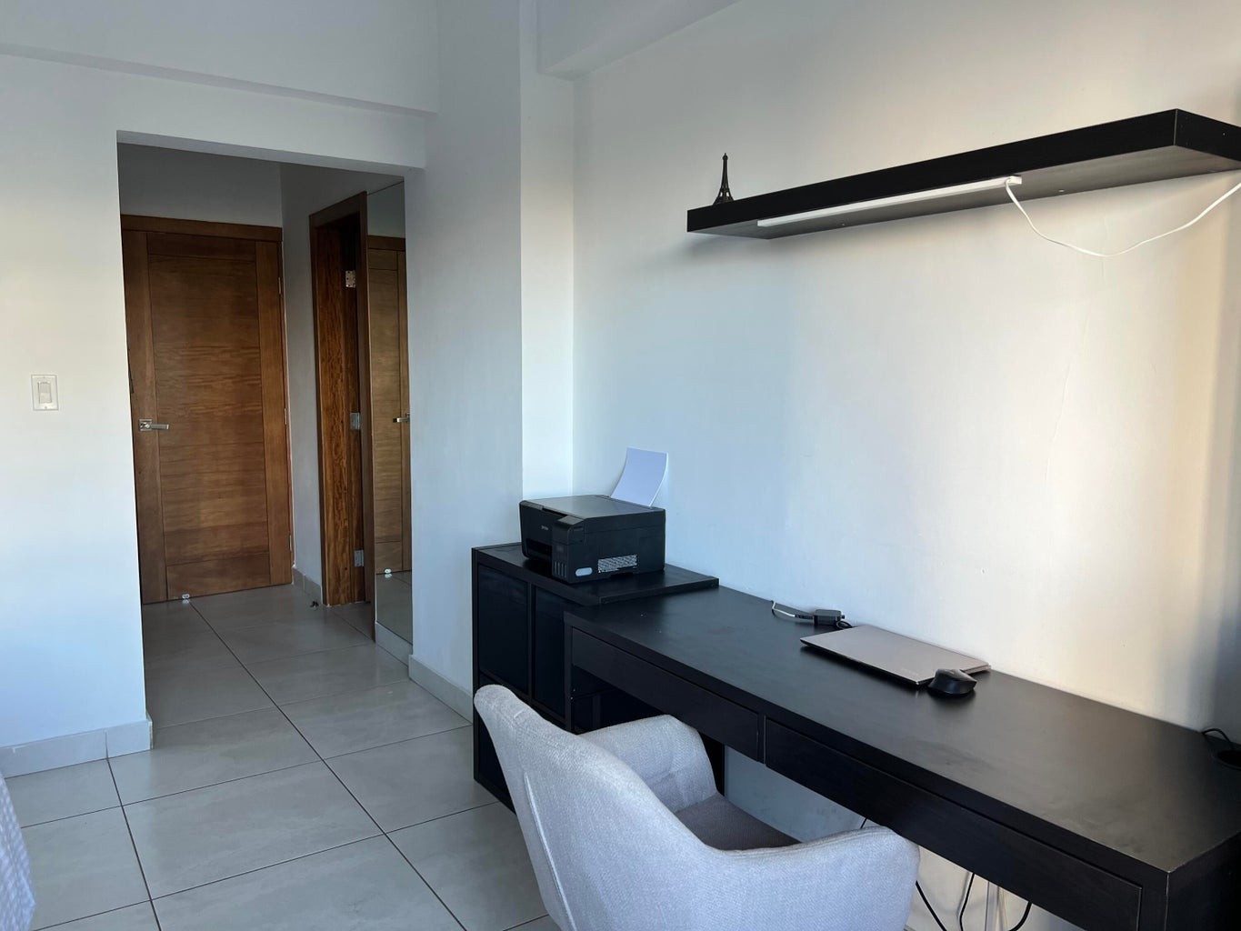 apartamentos - Apartamento de lujo cerca del colegio New Horizon amueblado de 3 habitación 3