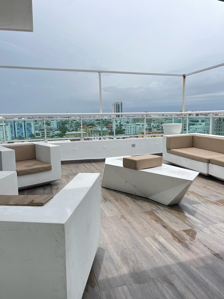 apartamentos - Amplio Apartamento tipo Penthouse en Renacimiento distrito nacional de 4 habit