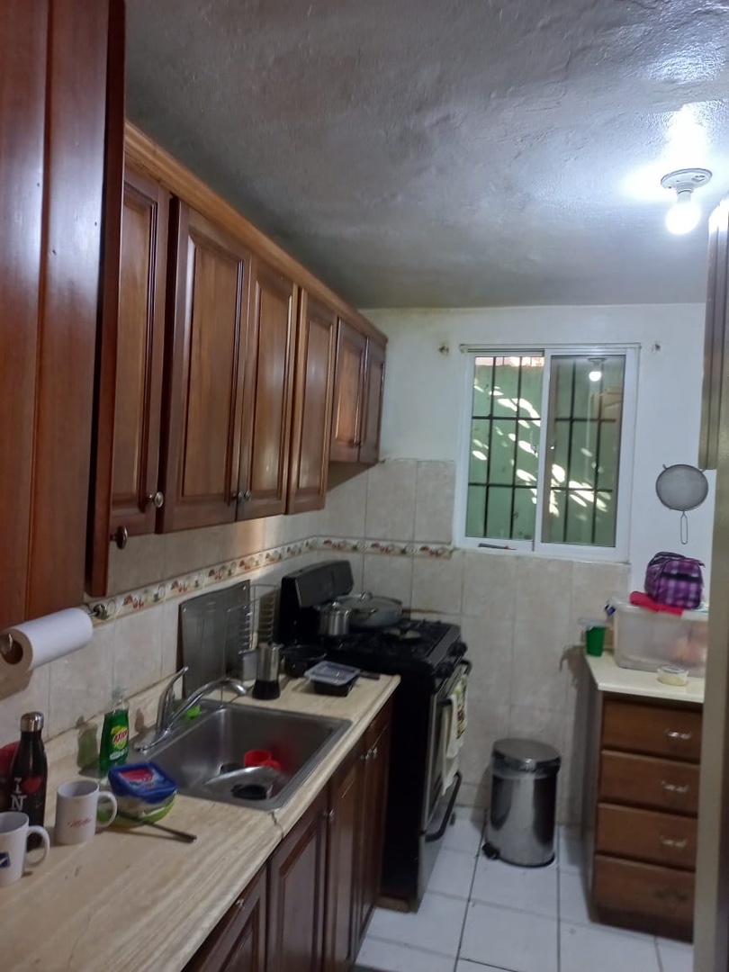 casas - Venta de casa en la autopista de san Isidro de 265mts urbanización Italia  3