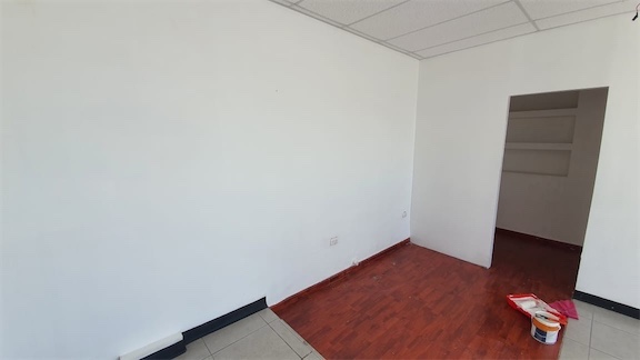 oficinas y locales comerciales - Local comercial Prados 5