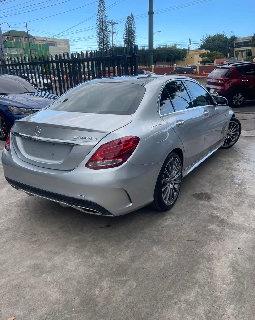 carros - MERCEDES BENZ C300 2017 3