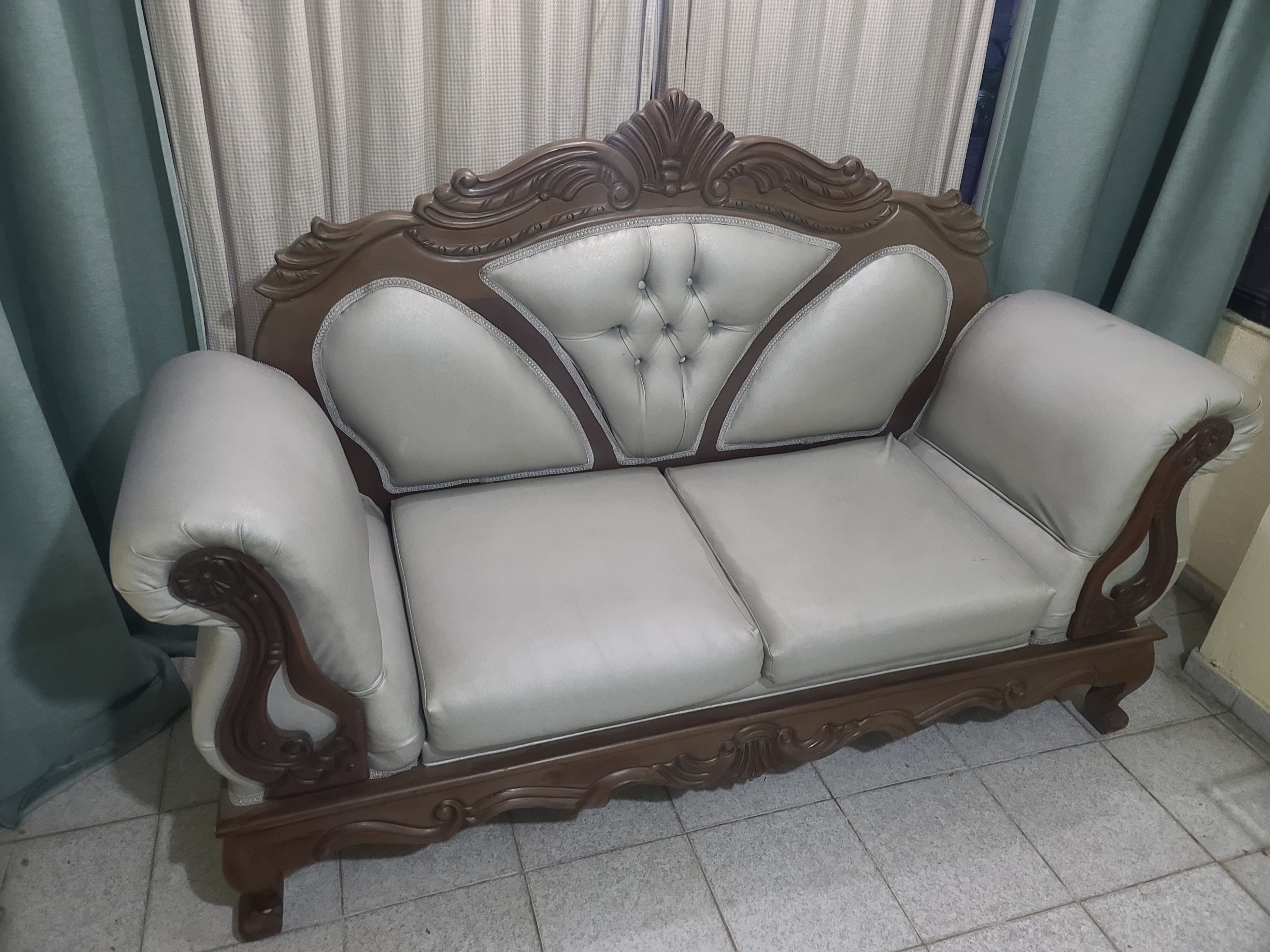 muebles y colchones - Juego de Sala de caoba.