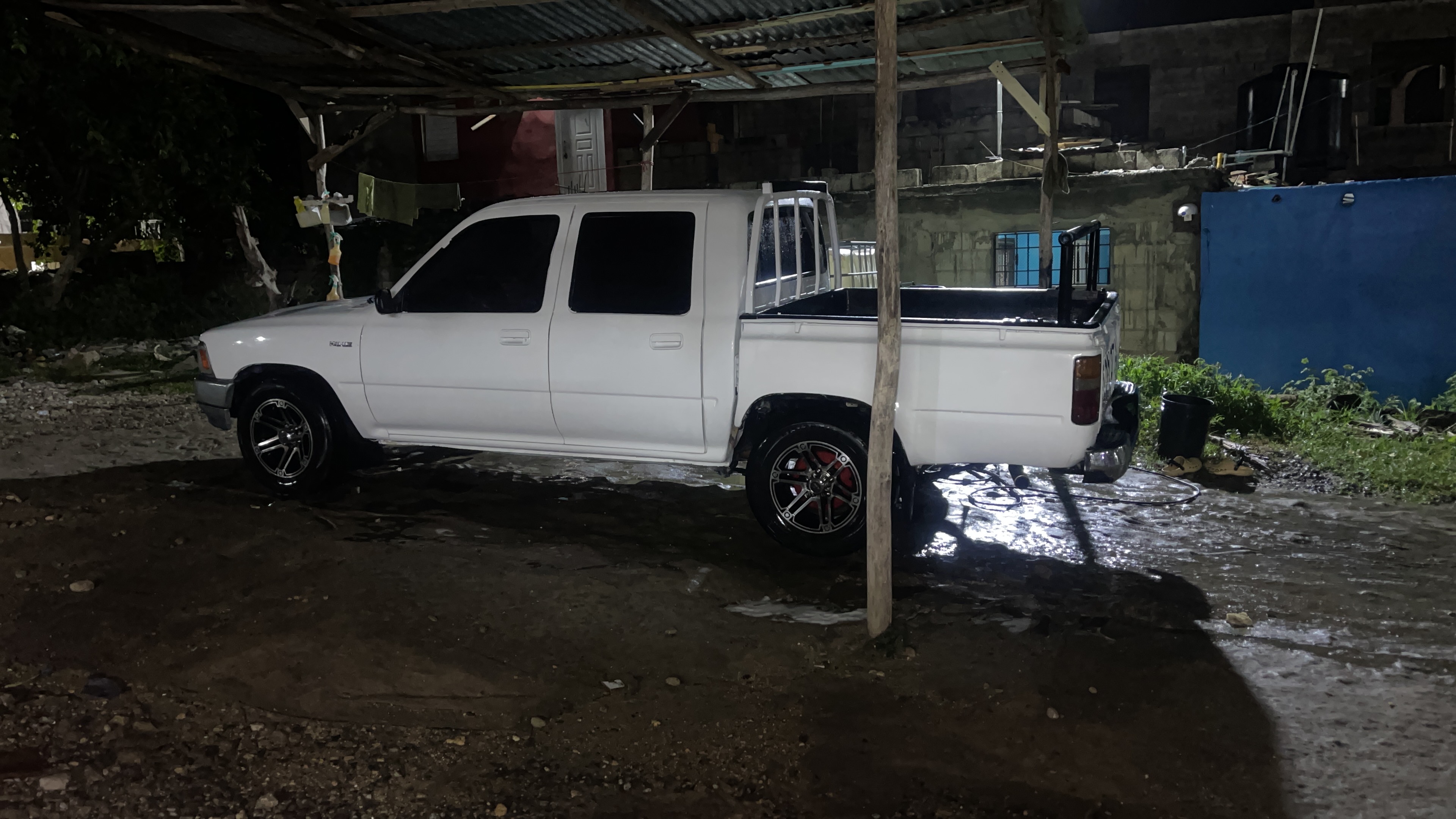 jeepetas y camionetas - hilux 94 7