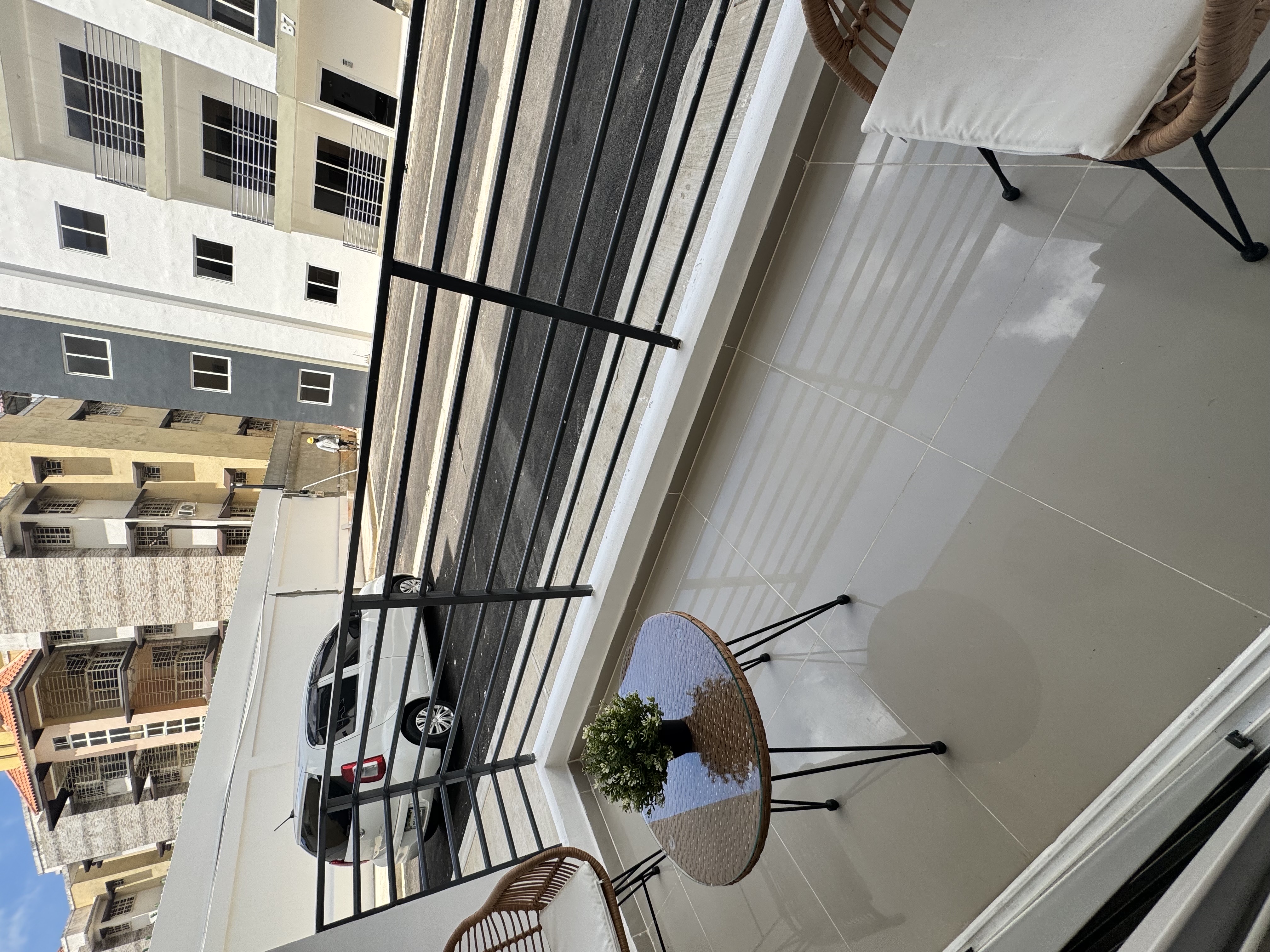apartamentos - venta de apartamento con piscina en la autopista de san isidro Santo Domingo 4