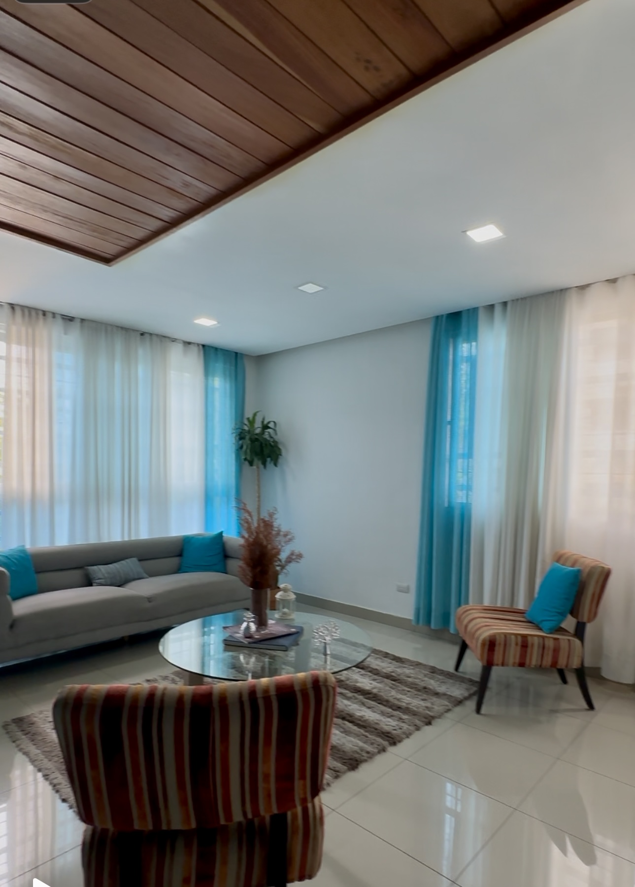 habitaciones y viviendas compartidas - Habitación en alquiler en Av. Rep. De Colombia  4