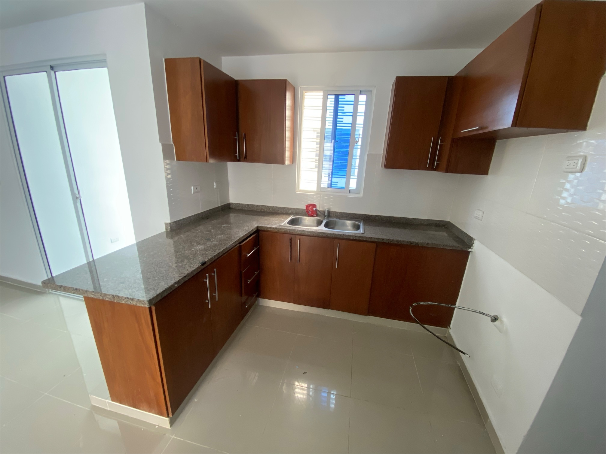 apartamentos - APARTAMENTO EN RENTA 4TO NIVEL  2