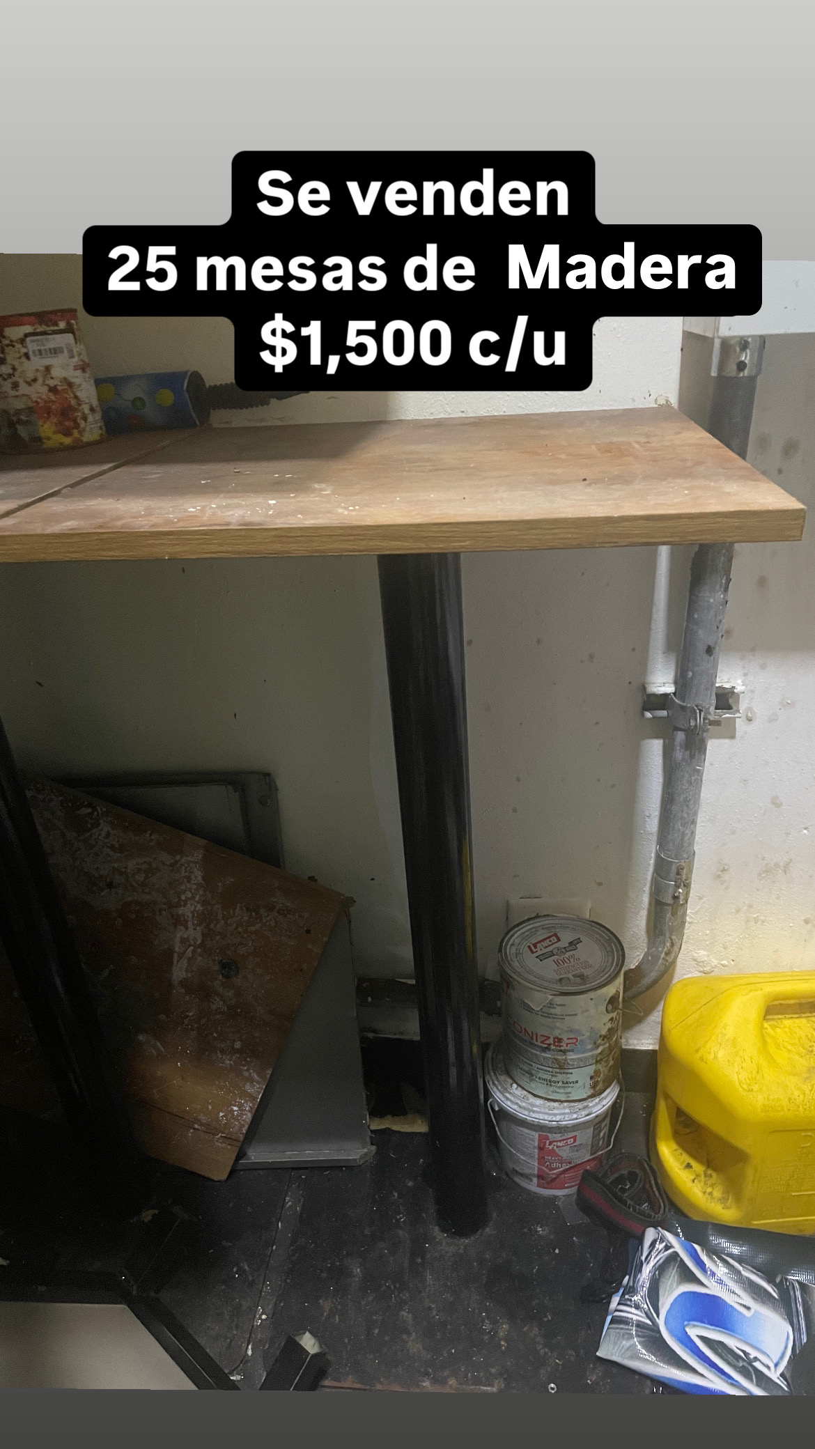 muebles y colchones - Se venden 25 mesas de madera negociable 