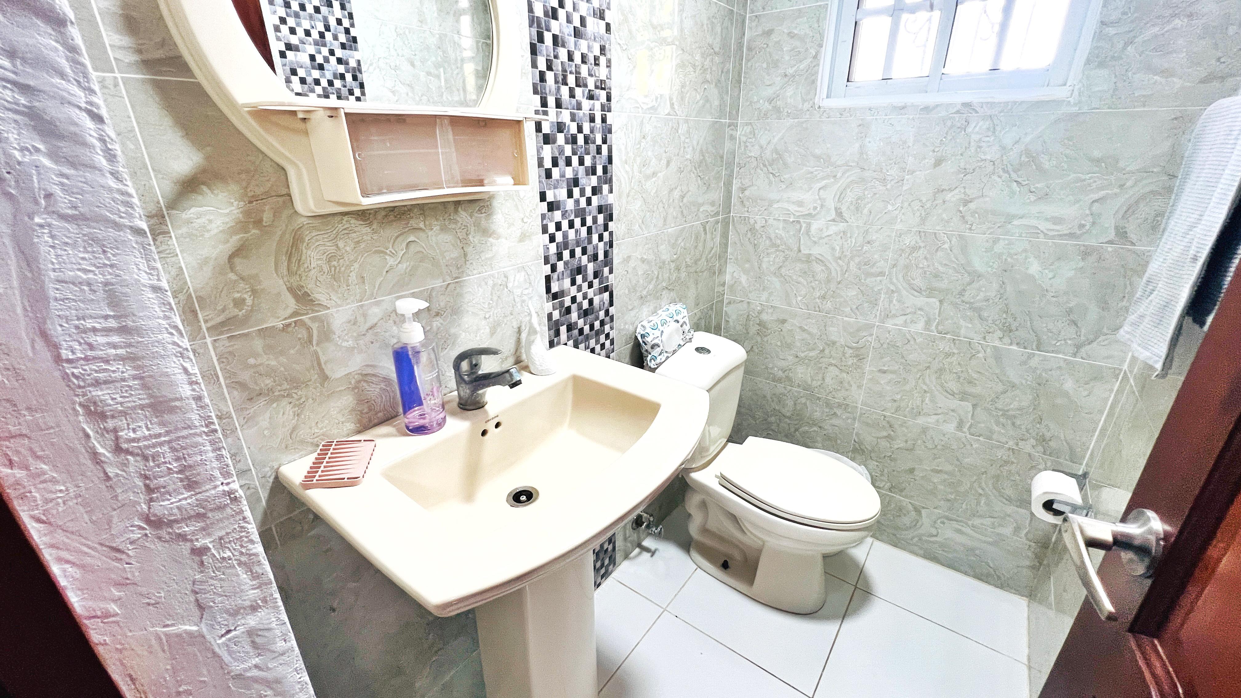 casas vacacionales y villas - Villa en Venta en Juan Dolio a paso de la Playa 7