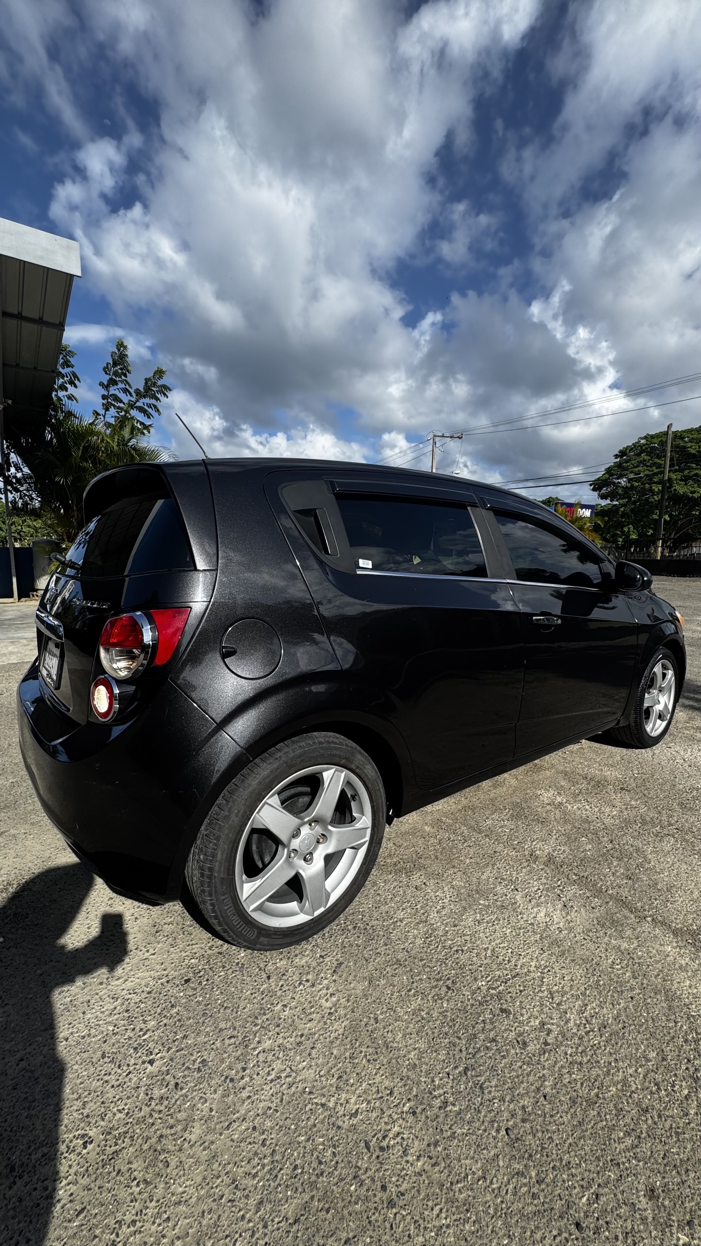 carros - Carro Chevrolet sonic 2013  9