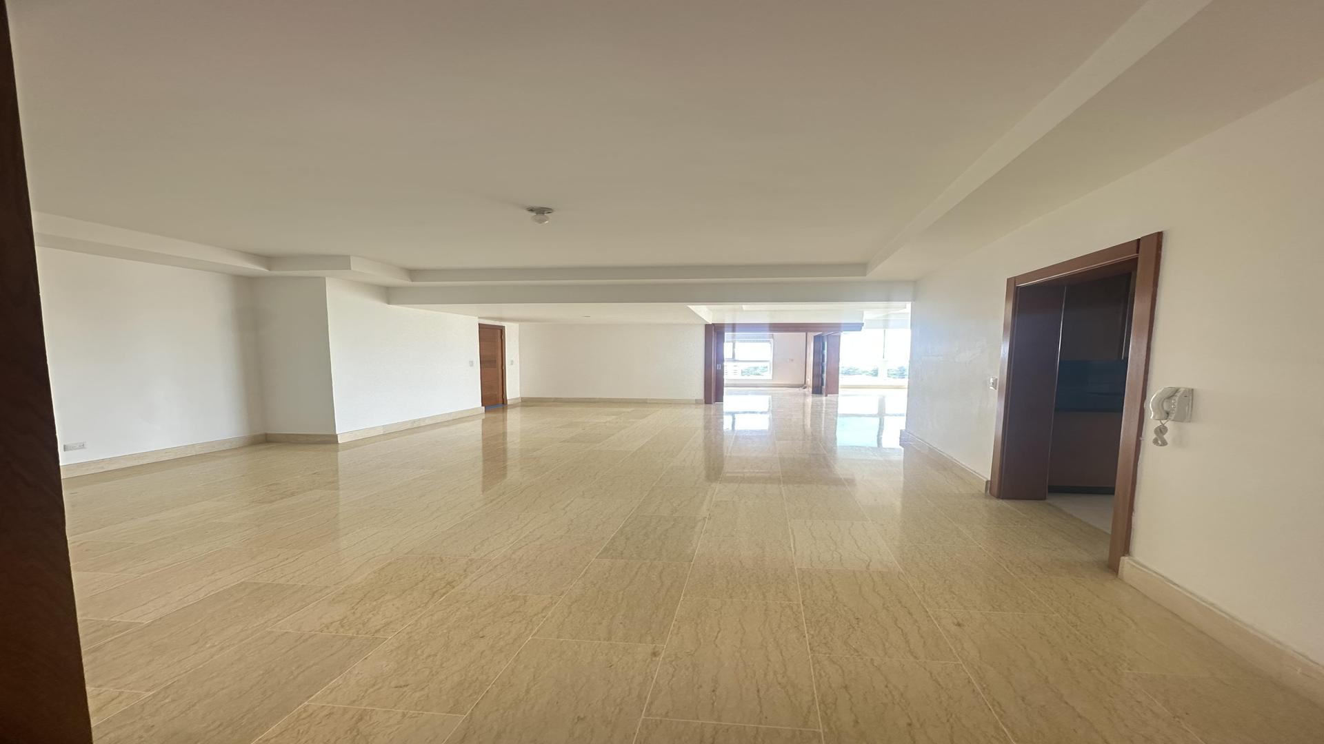 apartamentos - ALQUILER APARTAMENTO CON LINEA BLANCA Y 3 PARQUEOS – SECTOR BELLA VISTA 2