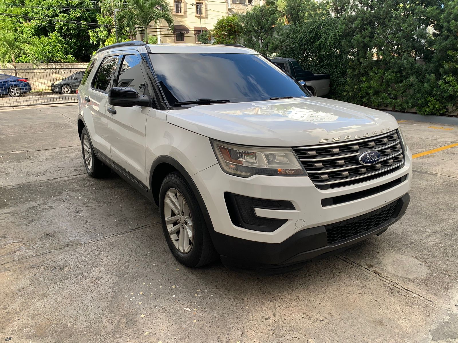 jeepetas y camionetas - Ford Explorer XLT 2016 de opotunidad!!!! 7