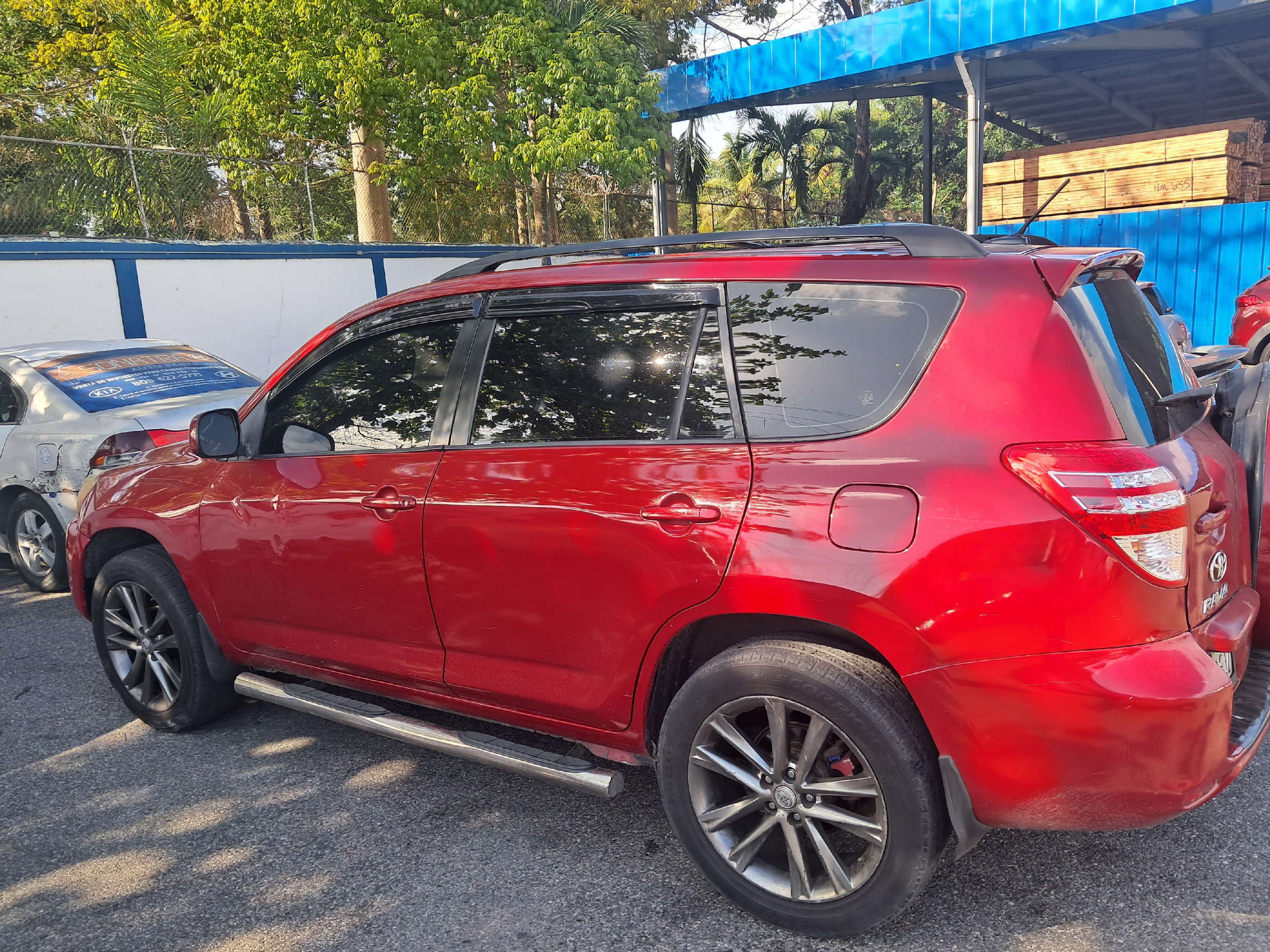 jeepetas y camionetas - Vendo Rav4 año 2009 5