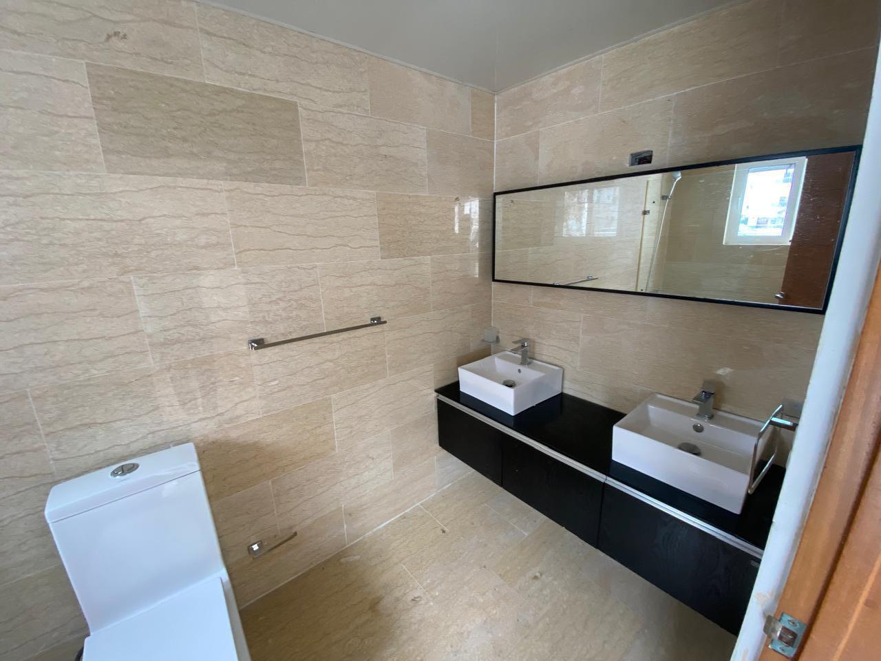 apartamentos - ALQUILER AMPLIO APARTAMENTO CON LINEA BLANCA – SECTOR BELLA VISTA 8