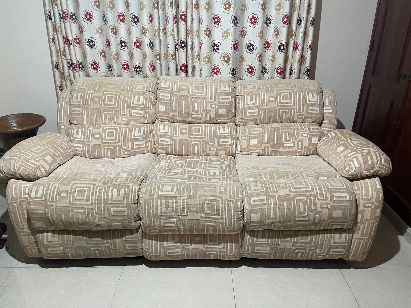 muebles y colchones - Sofa reclinable 2 + 1 3