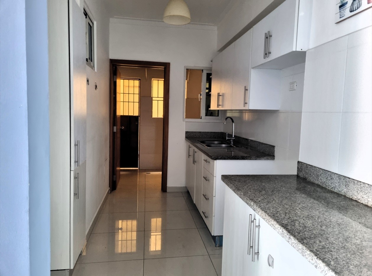 apartamentos - Apartamento en Venta Bella Vista Santo Domingo R. D. de fácil acceso 6