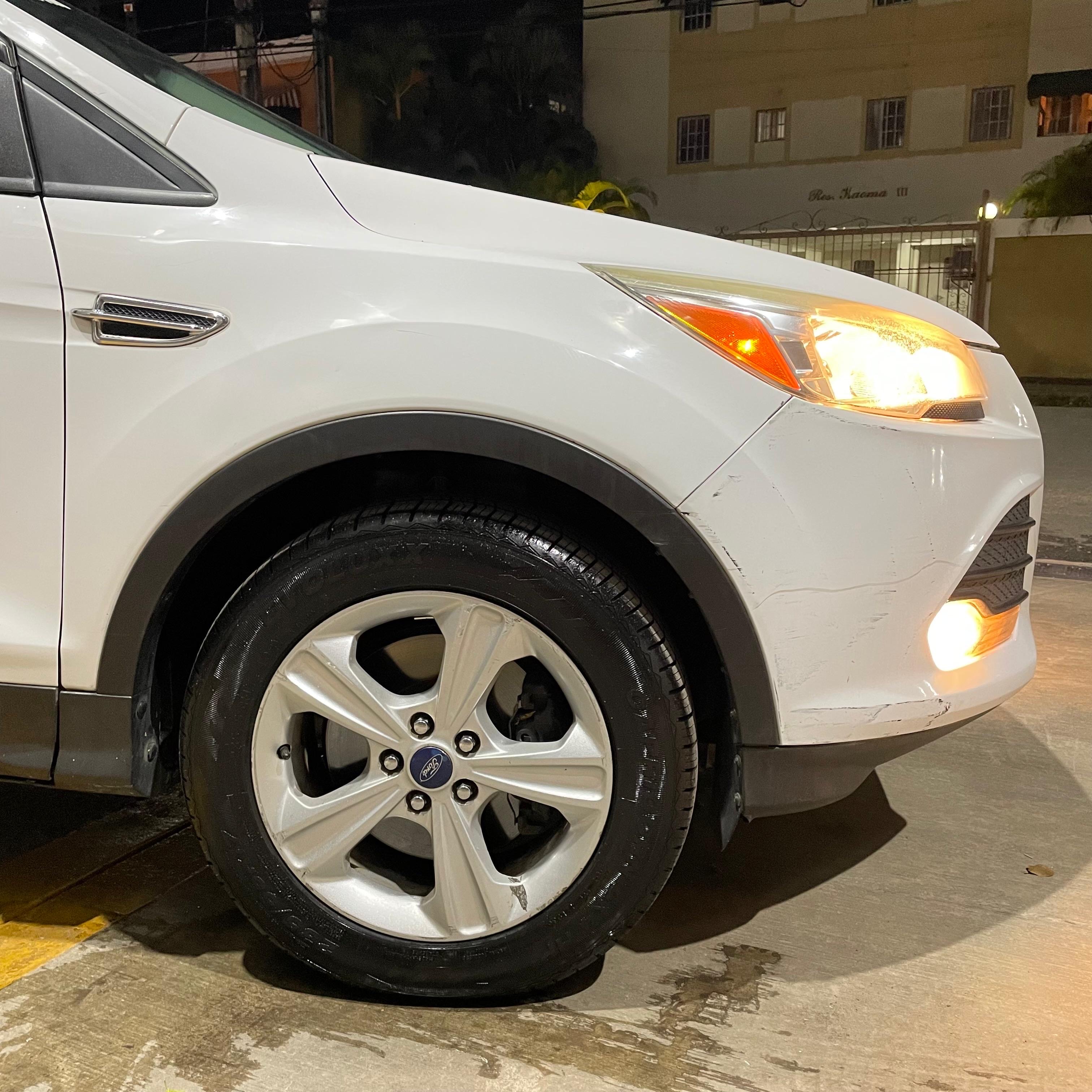 jeepetas y camionetas - De oportunidad Ford escape 2013 7