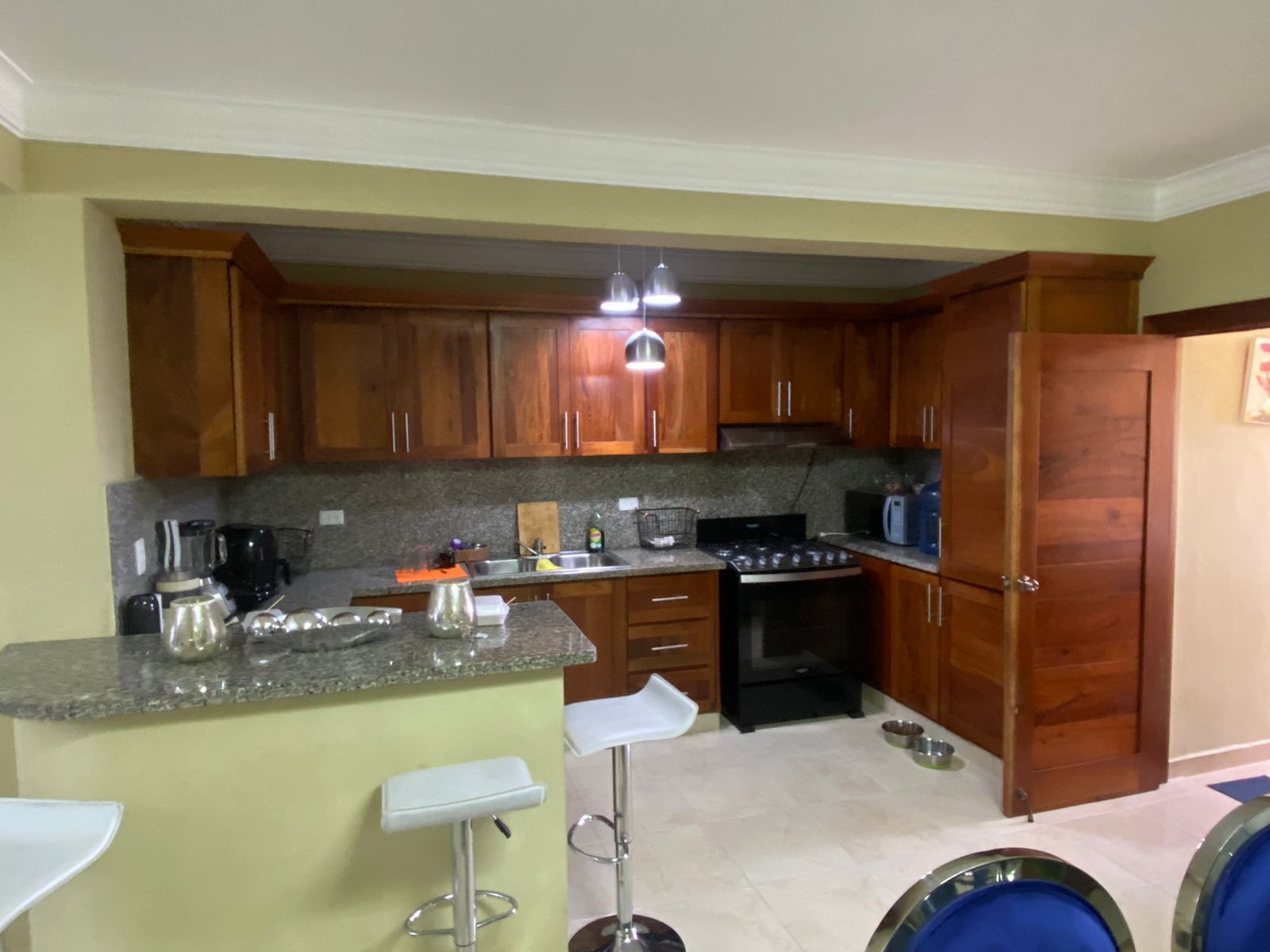 apartamentos - Apartamento en Alma Rosa 5to nivel Santo Domingo este de 238mts 1